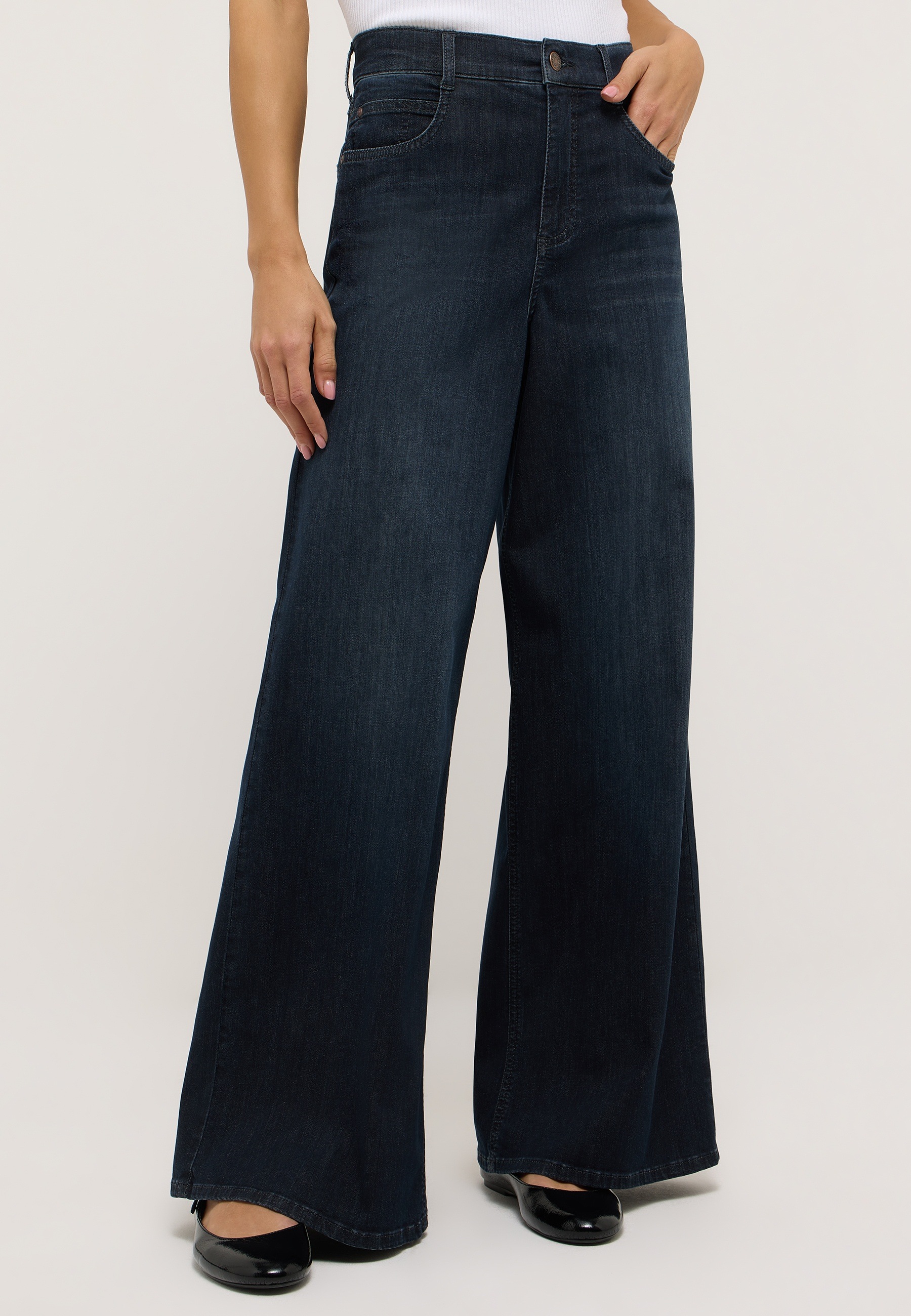 Image of ANGELS 5-Pocket-Jeans "LIVA" mit weitem Bein