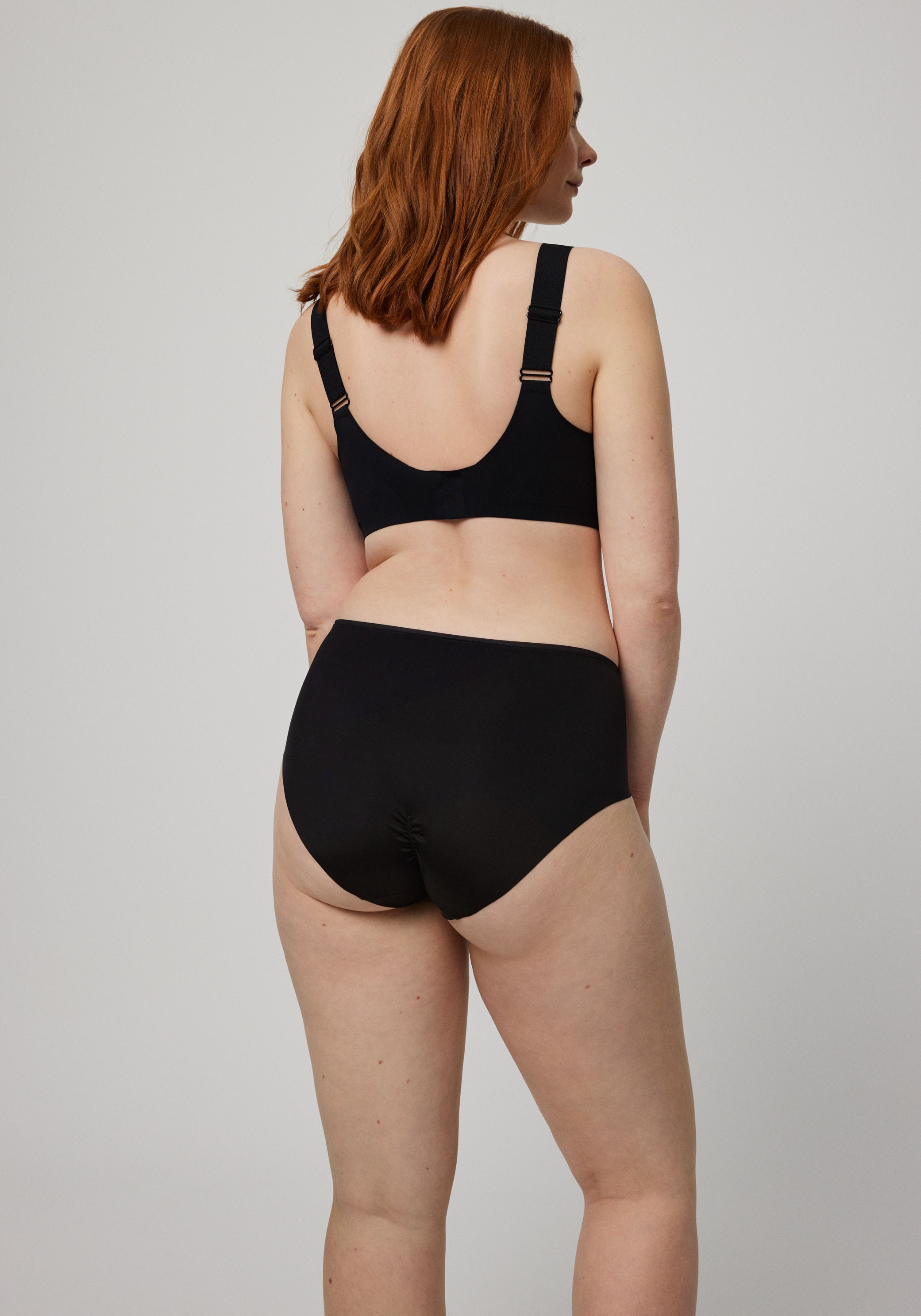 YSABEL MORA Shapingslip aus verstärktem Material und mit bedeckter, hochgeschnittener Passform