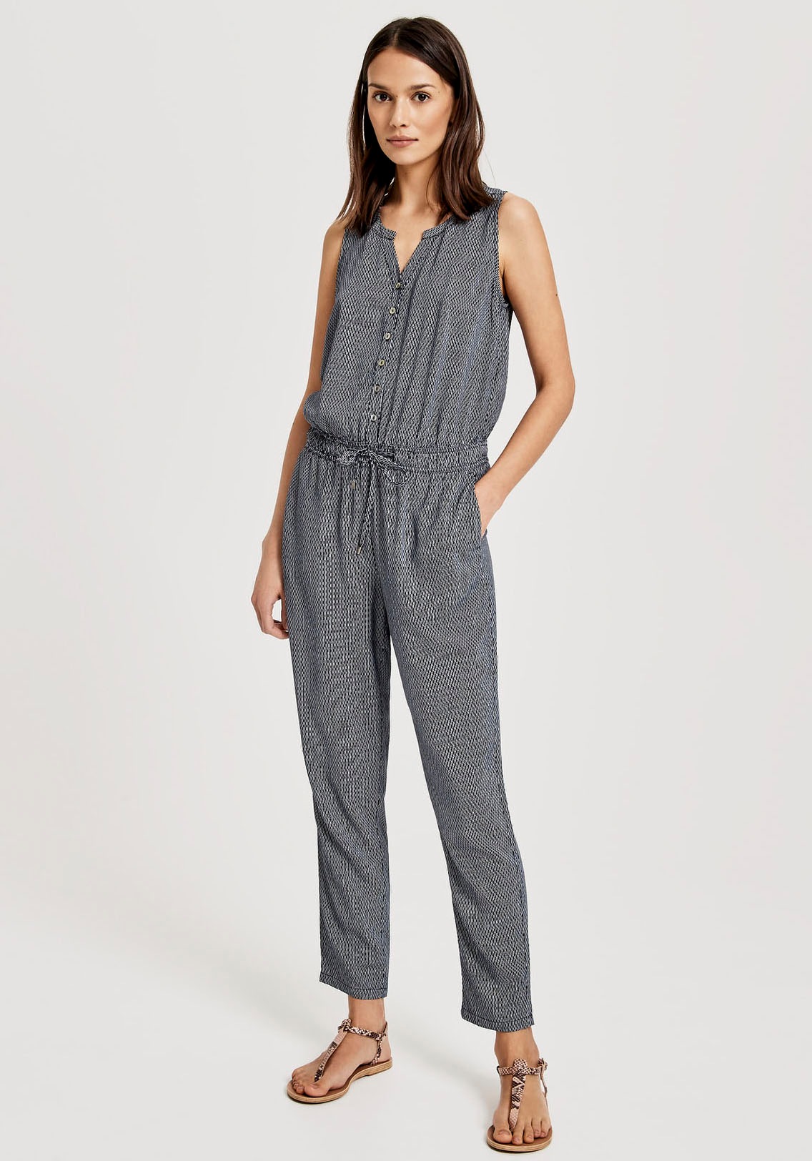Image of OPUS Jumpsuit »Maralda square«, mit Gummizug und Bindeband in der Taille bei Ackermann Versand Schweiz