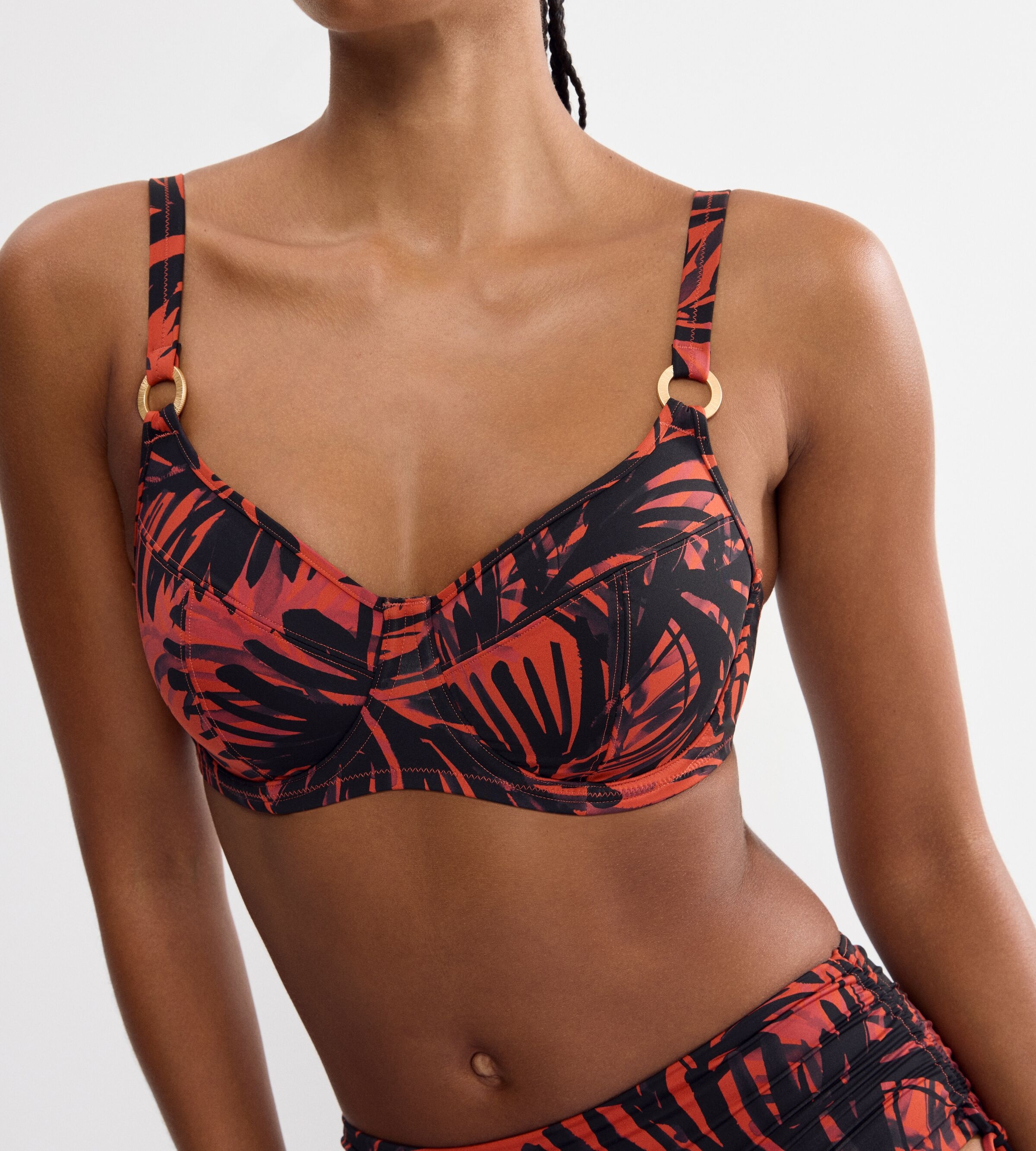 Triumph Bügel-Bikini-Top »Summer Palm W 01« Minimizer - verkleinert die Brust optisch um eine Cup-Grösse