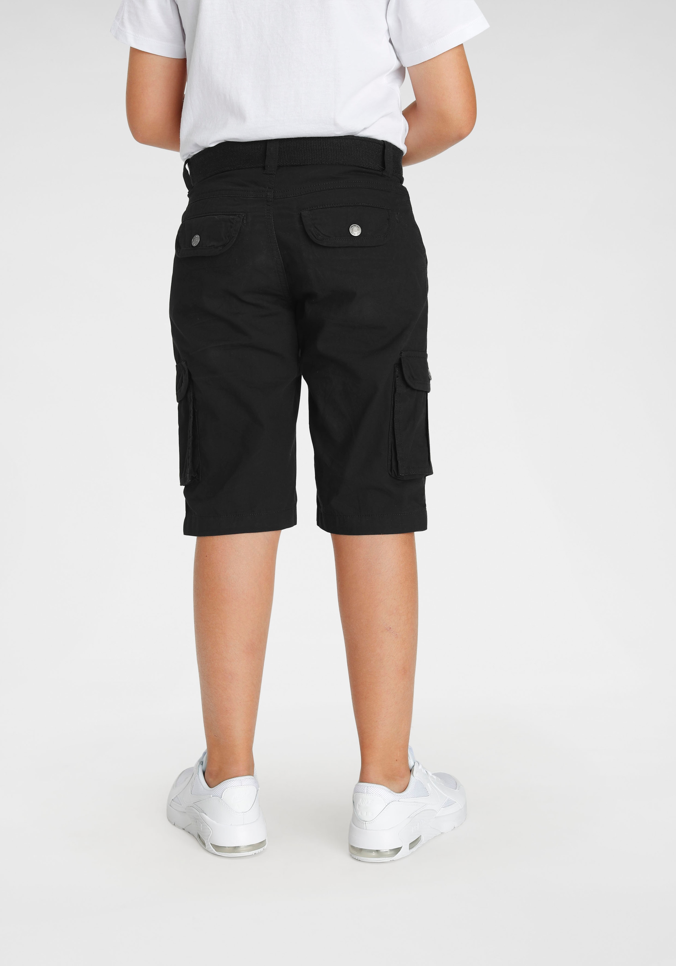 Bench. Bermudas, (Set, 2 tlg., mit Gürtel), mit vielen Taschen und Gürtel