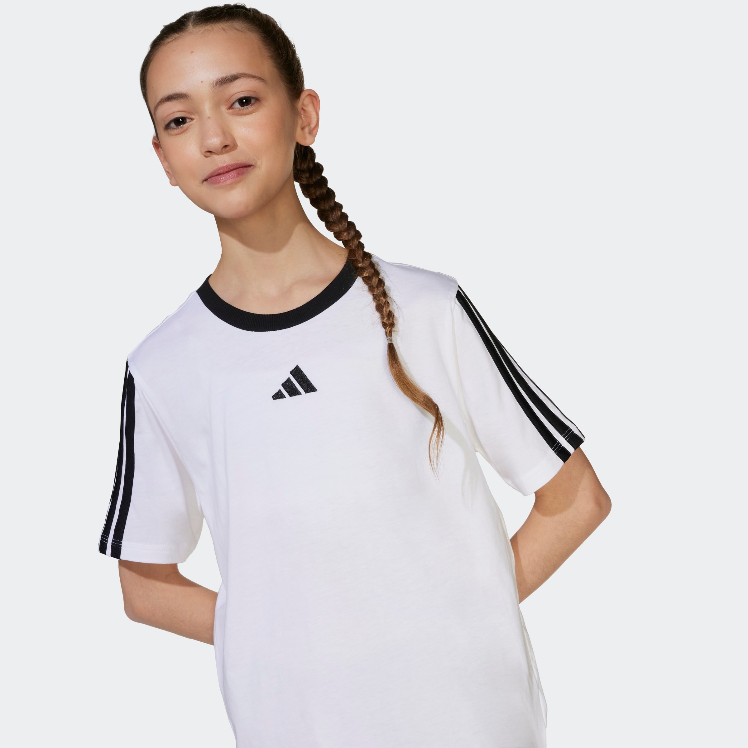 adidas Sportswear T-Shirt »ESSENTIALS KIDS« klassische Passform, 3-Streifen an den Ärmeln, aus Baumwolle