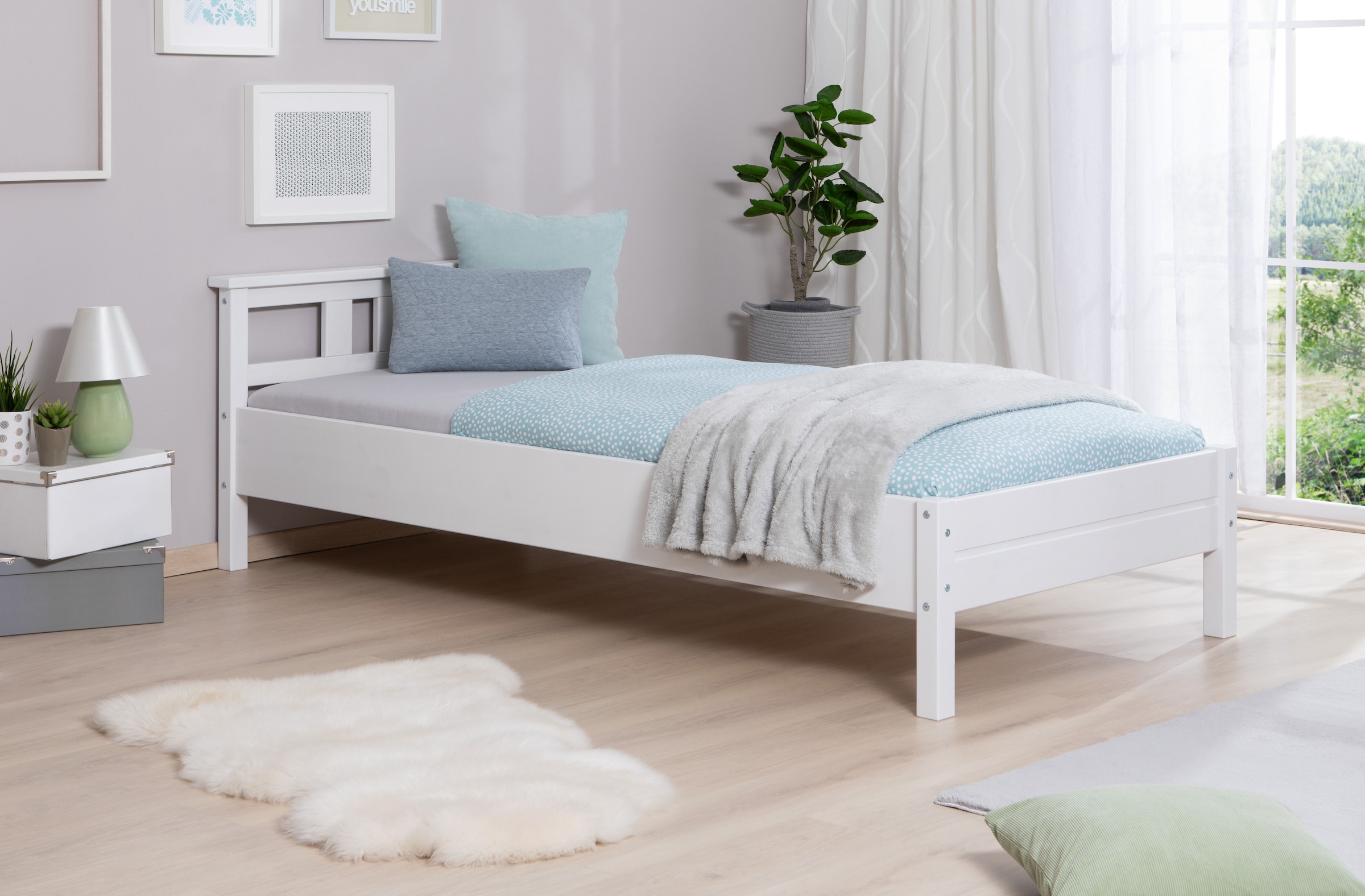 Ticaa Futonbett »Merci«, Einzelbett, aus Kiefer Massivholz, inkl. Rollrost