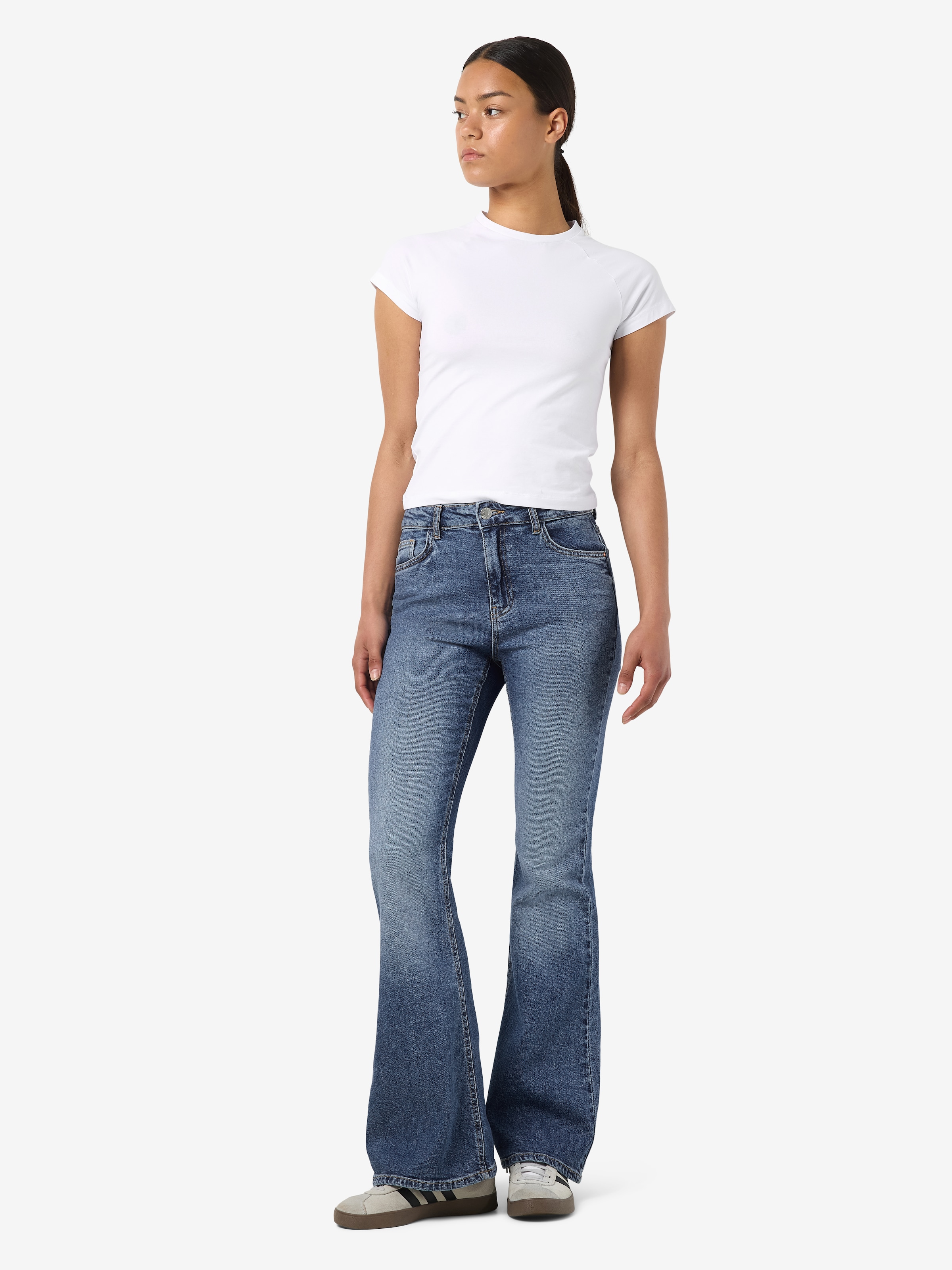 Noisy may Bootcut-Jeans »NMKAREEN HW FLARE LEG JEANS AZ436MB NOOS«