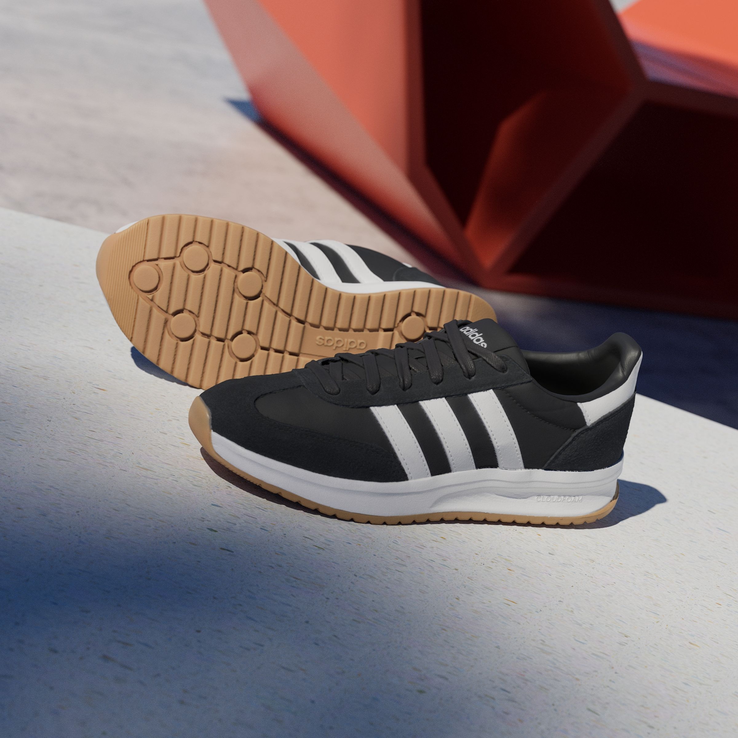 adidas Sportswear Sneaker »RUN 70S 2.0«, inspiriert vom Design des SL72