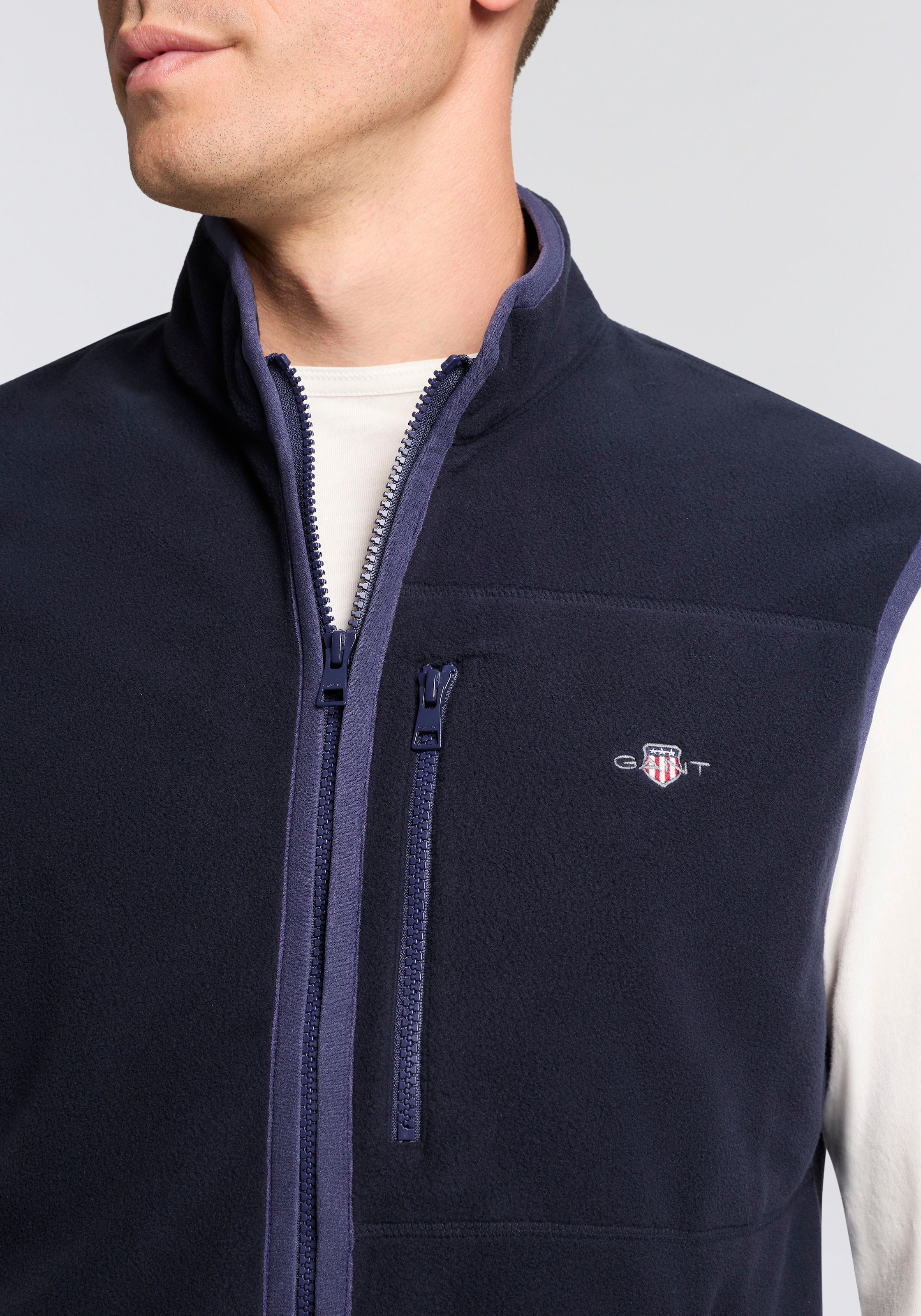 Gant Gilet polaire Stehkragen, Brusttasche mit Logo-Stickerei