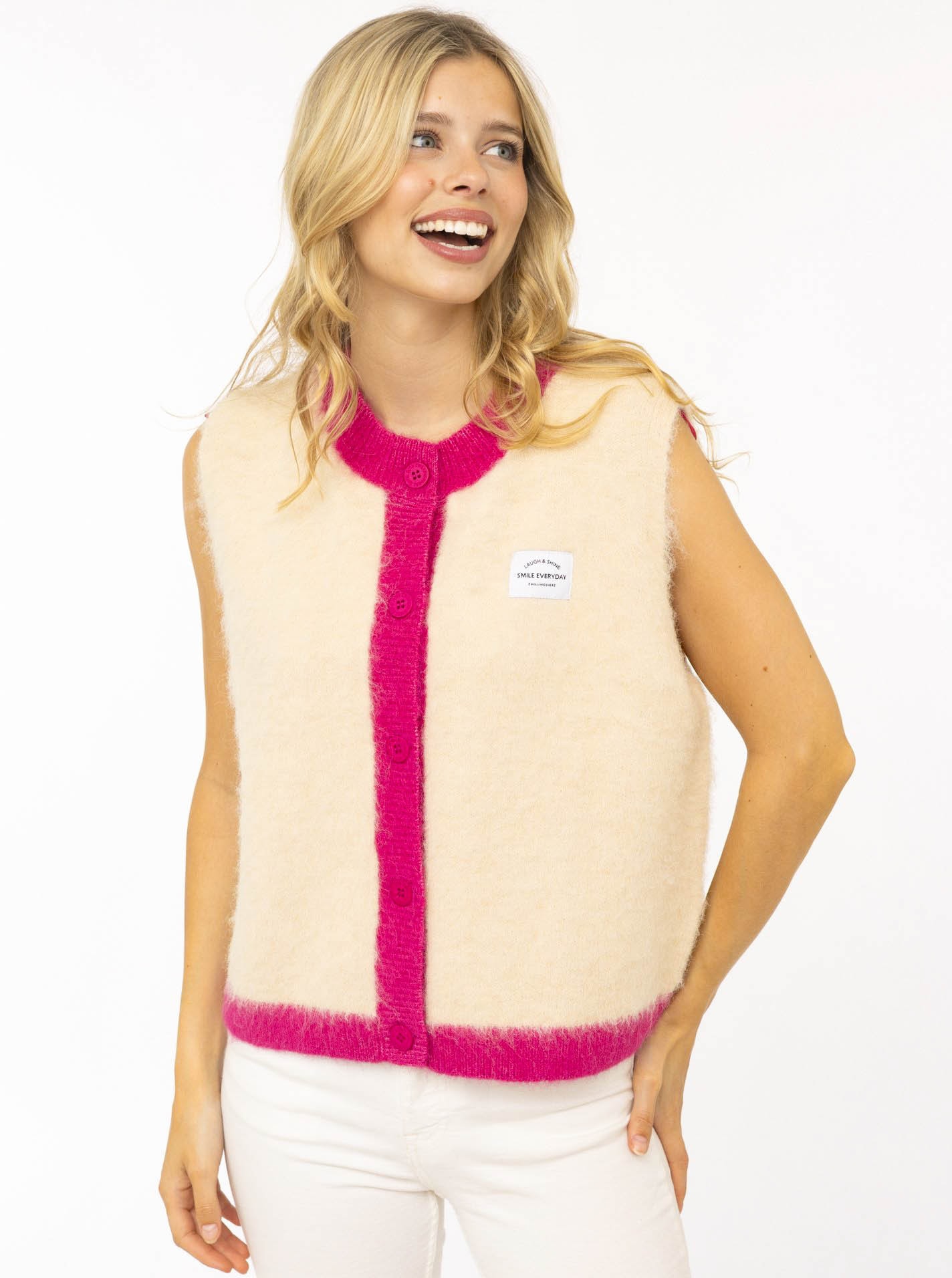 Zwillingsherz Gilet tricoté »"ZH Patch"« Bords colorés, patch logo, avec boutons, col rond
