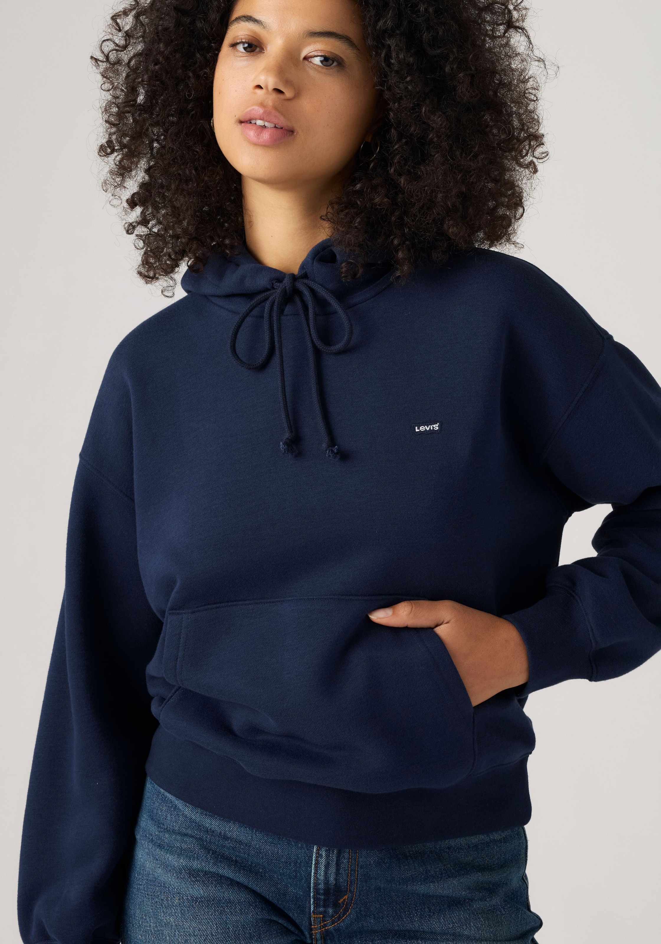 Levi's® Hoodie »EVERYDAY HOODIE SWEATSHIRT«, avec coupe confortable
