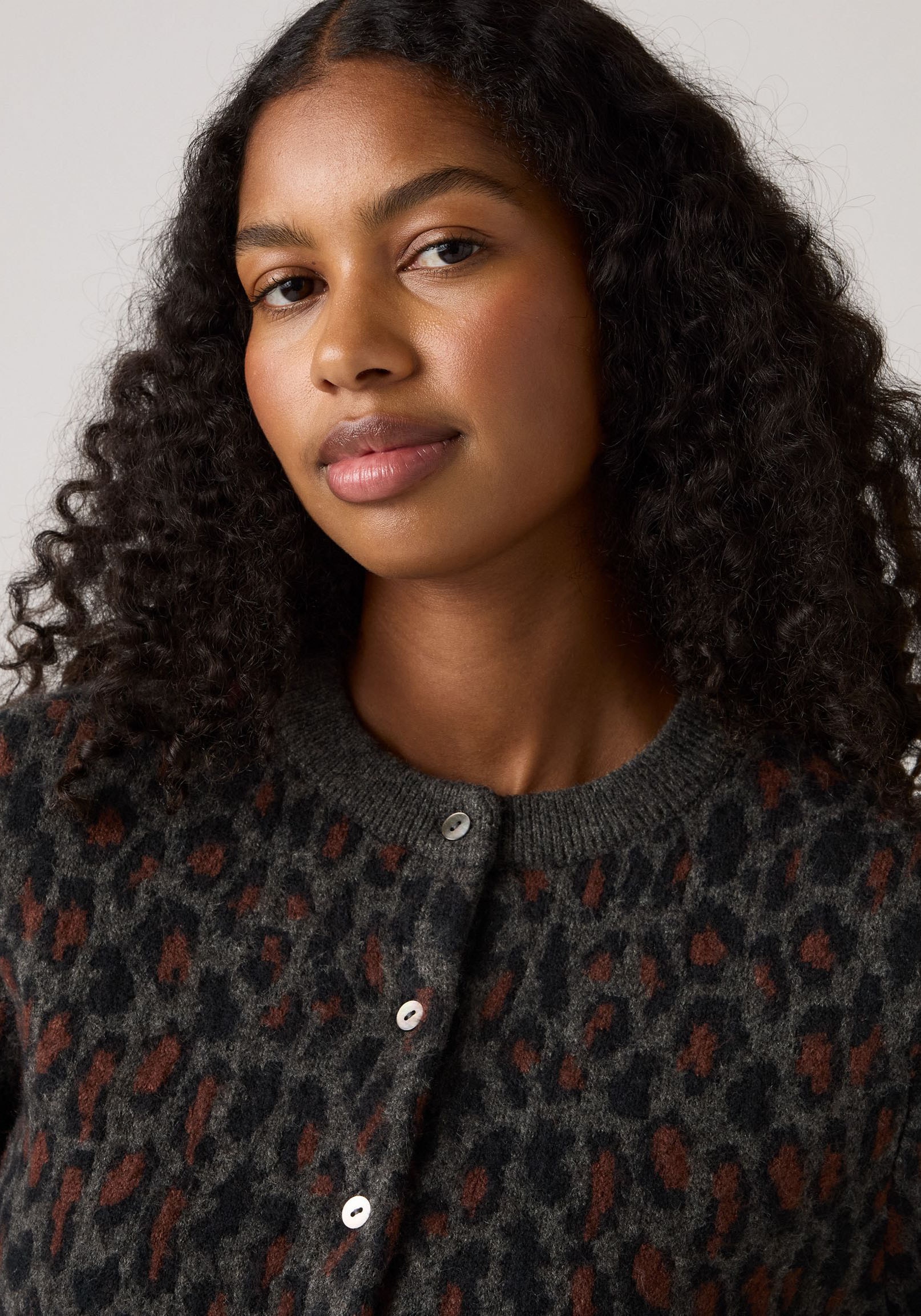 Levi's® Strickjacke »TARA WOOLY CARDIG«, mit Animal-Muster
