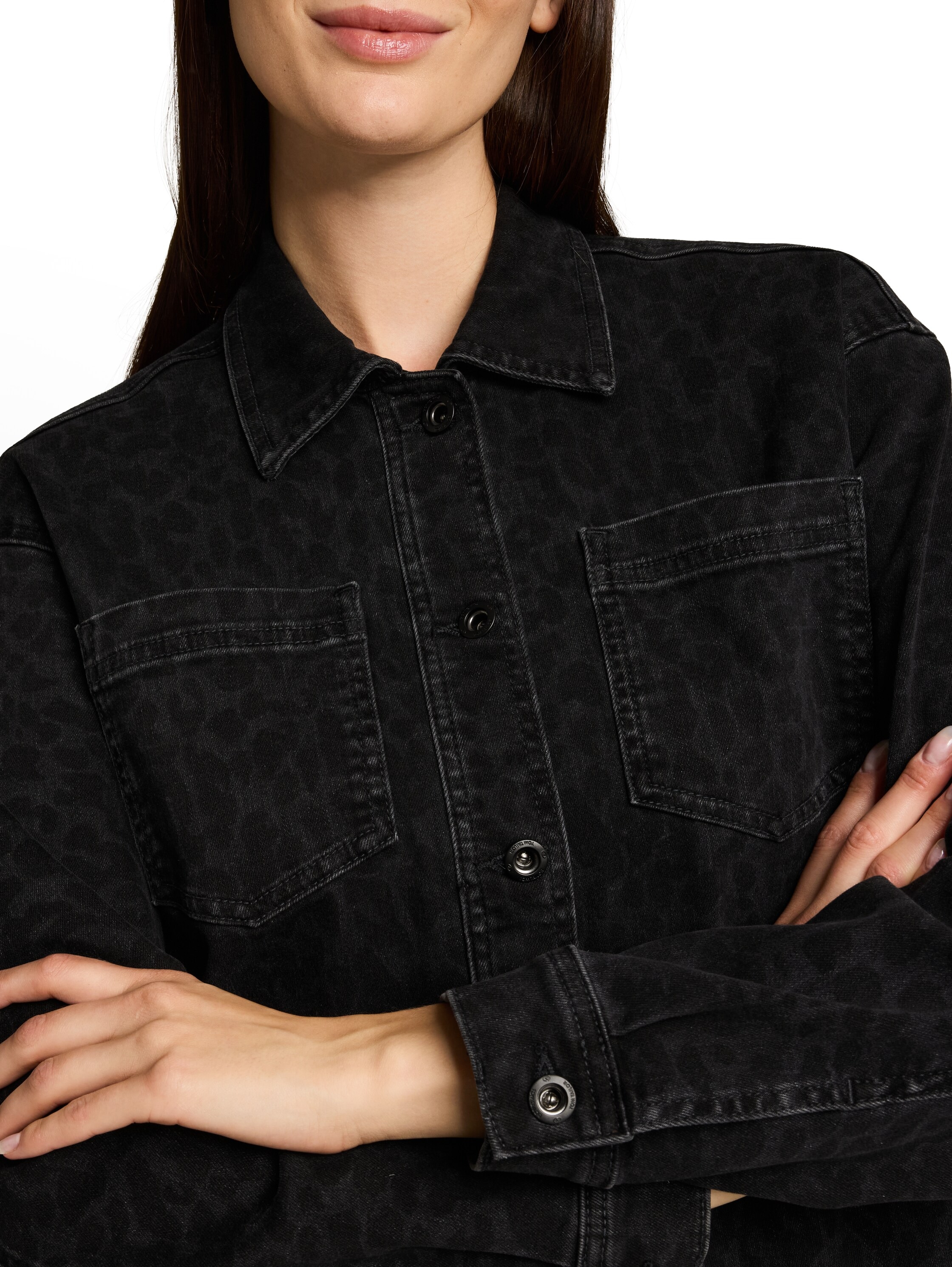 TOM TAILOR Veste en jean »Regular« sans capuche style léopard / col chemise avec patte de boutonnage