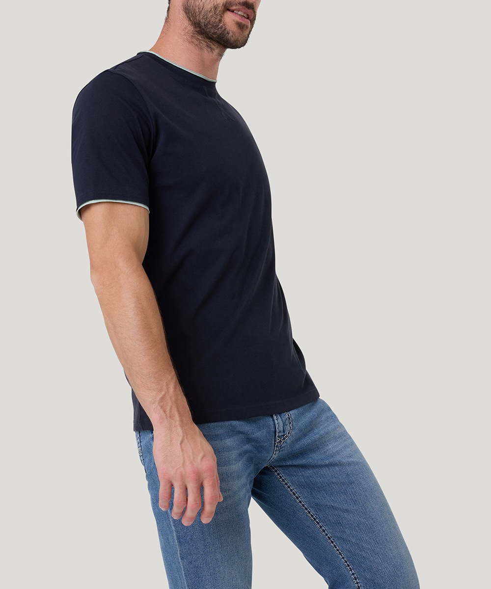 Pioneer Authentic Jeans T-Shirt, mit kontrastfarbenen Details
