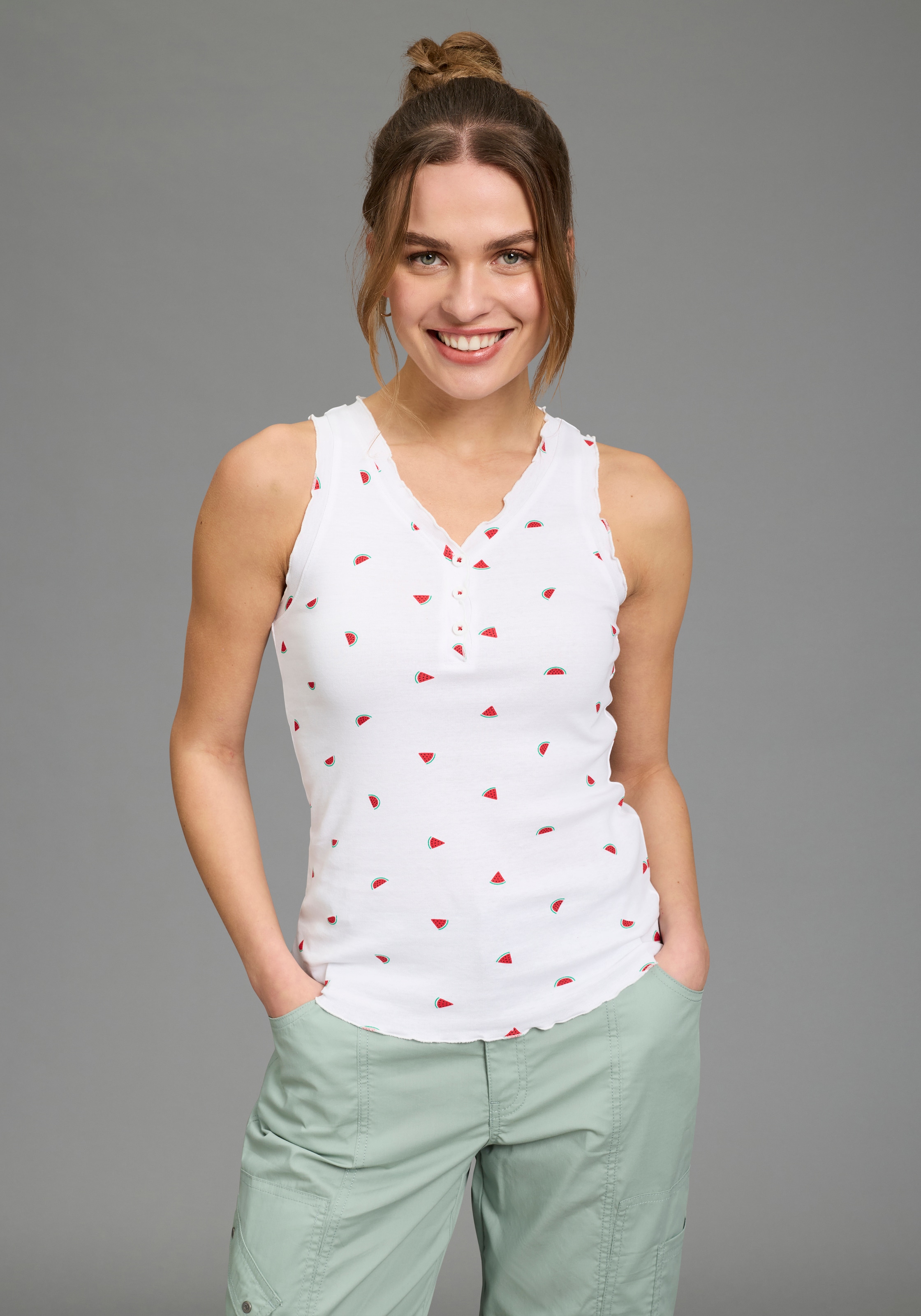 Image of KangaROOS Shirttop mit Melonendruck, V-Ausschnitt und Knopfleiste, ärmellos, figurbetont