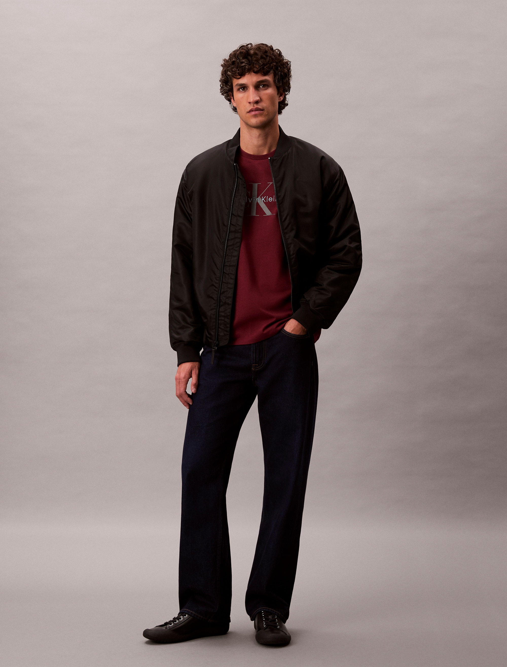Calvin Klein Jeans T-Shirt »SS Hero Monologo Tee 20s«, Mit Rundhalsausschnitt, regular fit