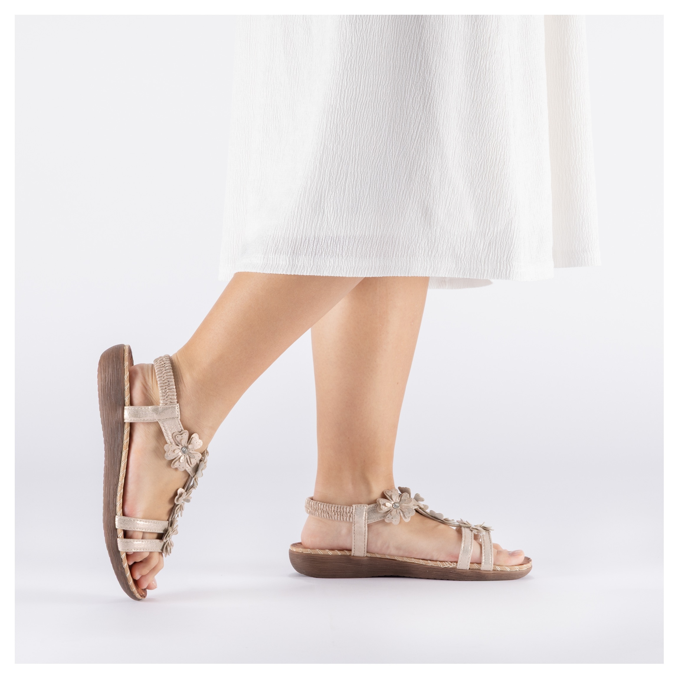 Rieker Sandale  chaussure d'été, chaussure de vacances avec décoration florale et strass