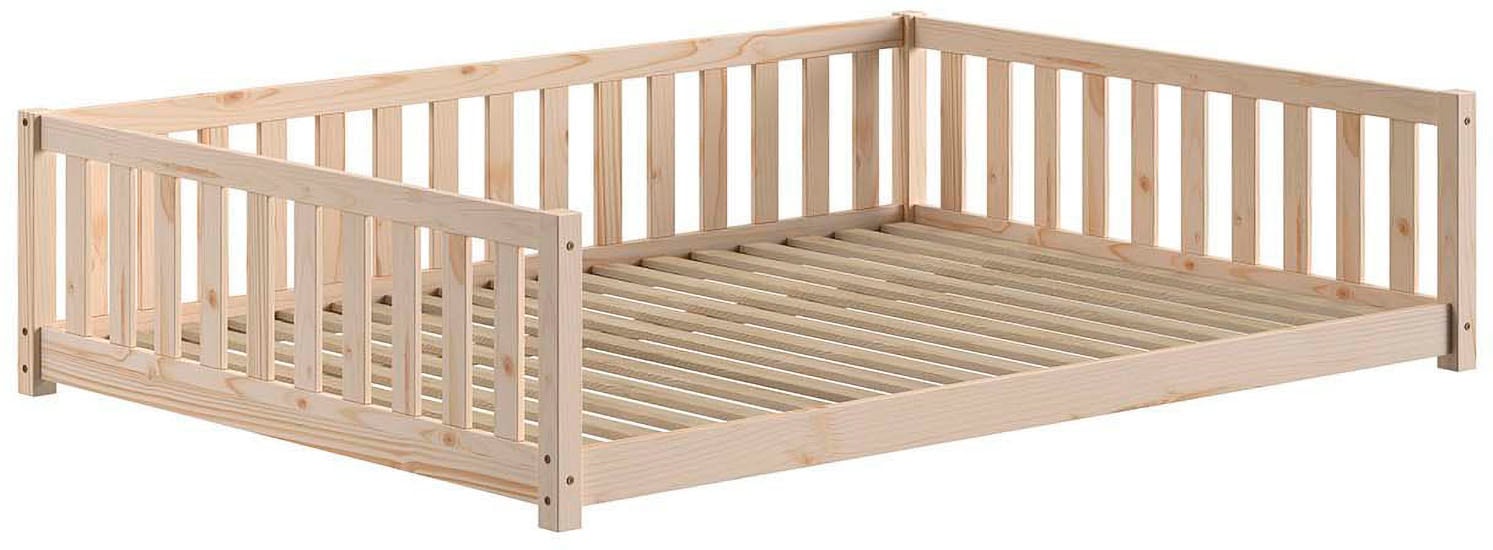 Vipack Kinderbett »Dallas, massiv Bett, Rausfallschutz, umbaubar vom Boden- zum Daybett« inkl. Rolllattenrost und Sprossenumrandung, 90 oder 140x200 cm breit,  stabil und standfest gebaut, wahlweise Kiefer massiv natur oder weiss