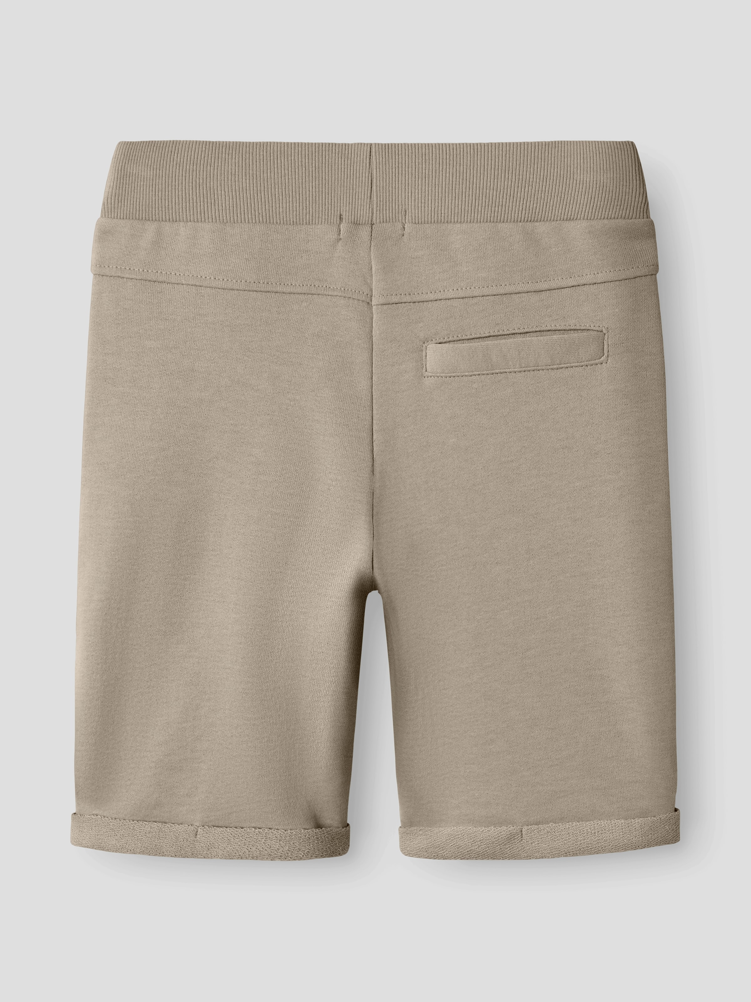 Name It Shorts »NKMVIMO SWE SHORTS BRU NOOS«, mit kontrastfarbigen Details
