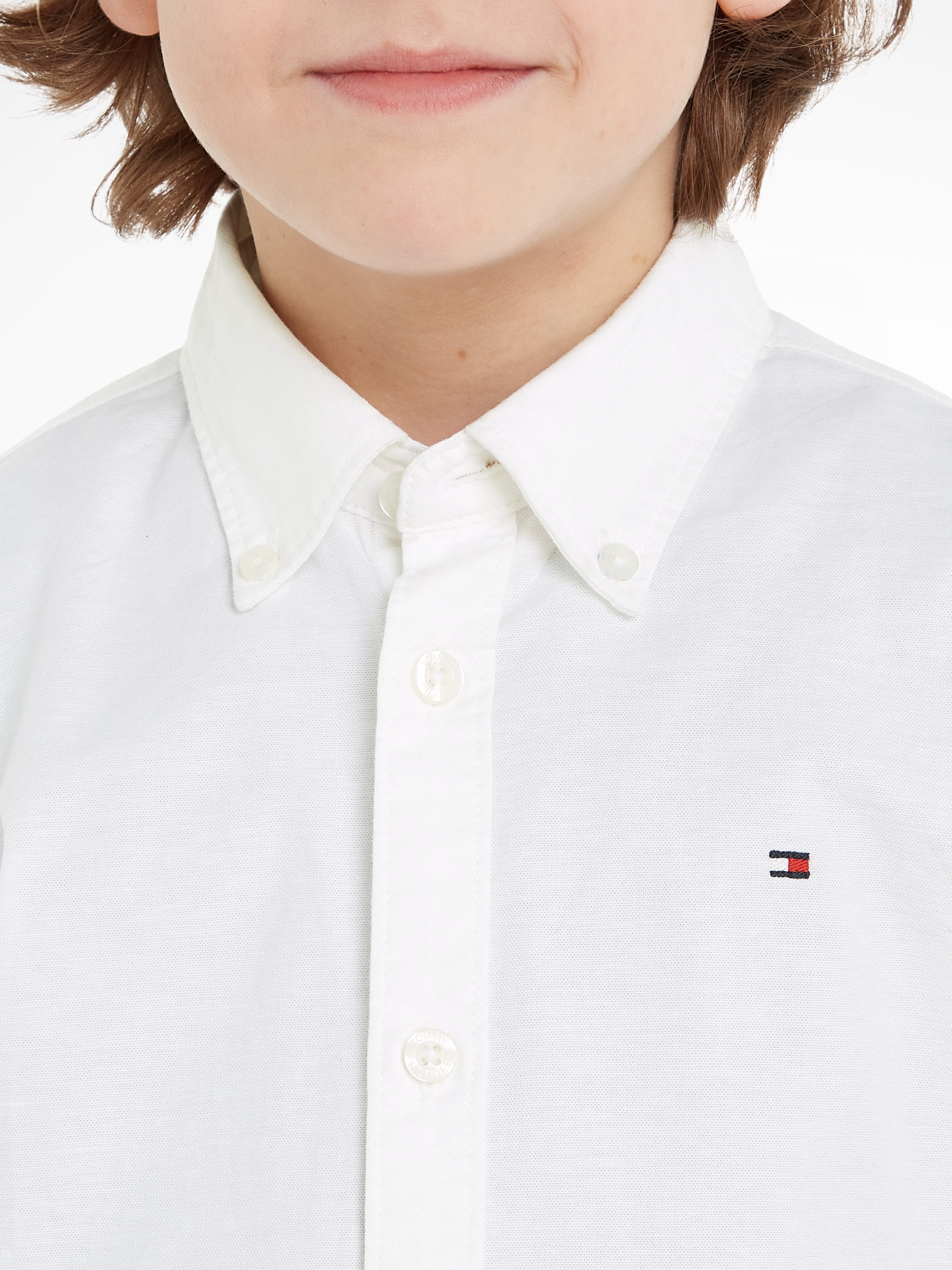 Tommy Hilfiger Langarmhemd »BOYS STRETCH OXFORD SHIRT L/S«, Kinder bis 16 Jahre, Button-down-Kragen, Langarm, Logo-Flag