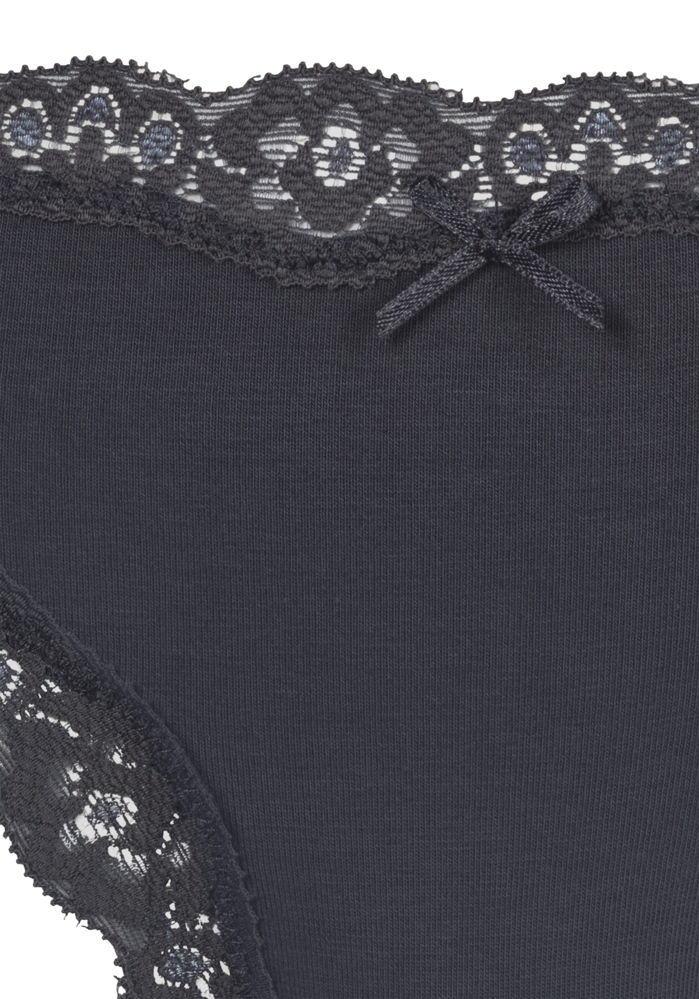 LASCANA String, (Packung, 3 St.), mit floraler Spitze