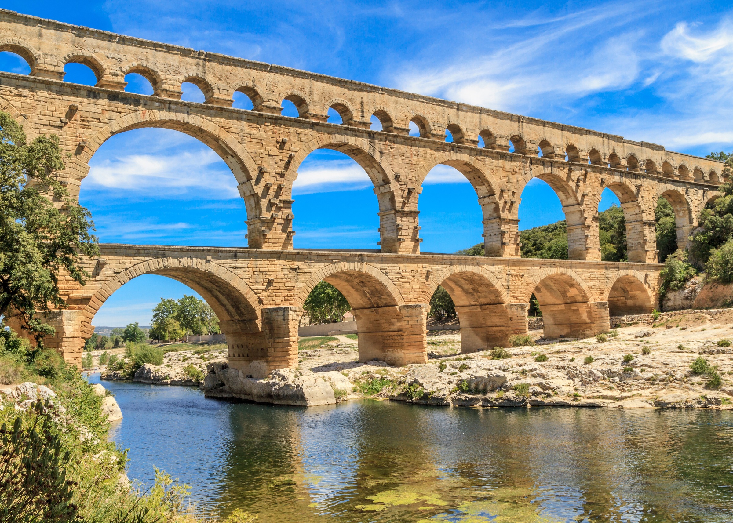 Image of Papermoon Fototapete »Pont du Gard Aqueduct« bei Ackermann Versand Schweiz