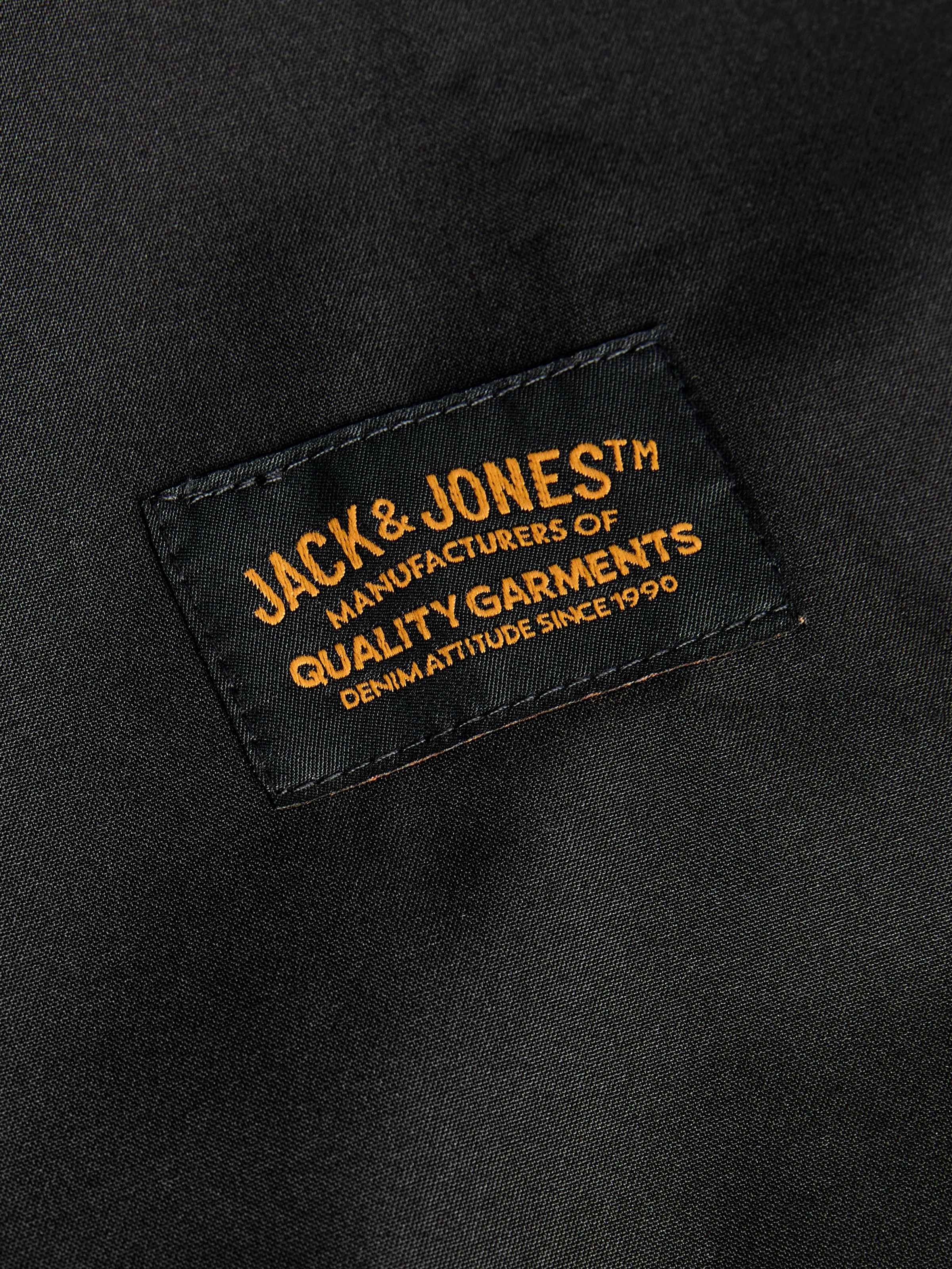 Jack & Jones Veste softshell »JJELIAM SOFTSHELL BOMBER NOOS« fibre synthétique, coupe régulière