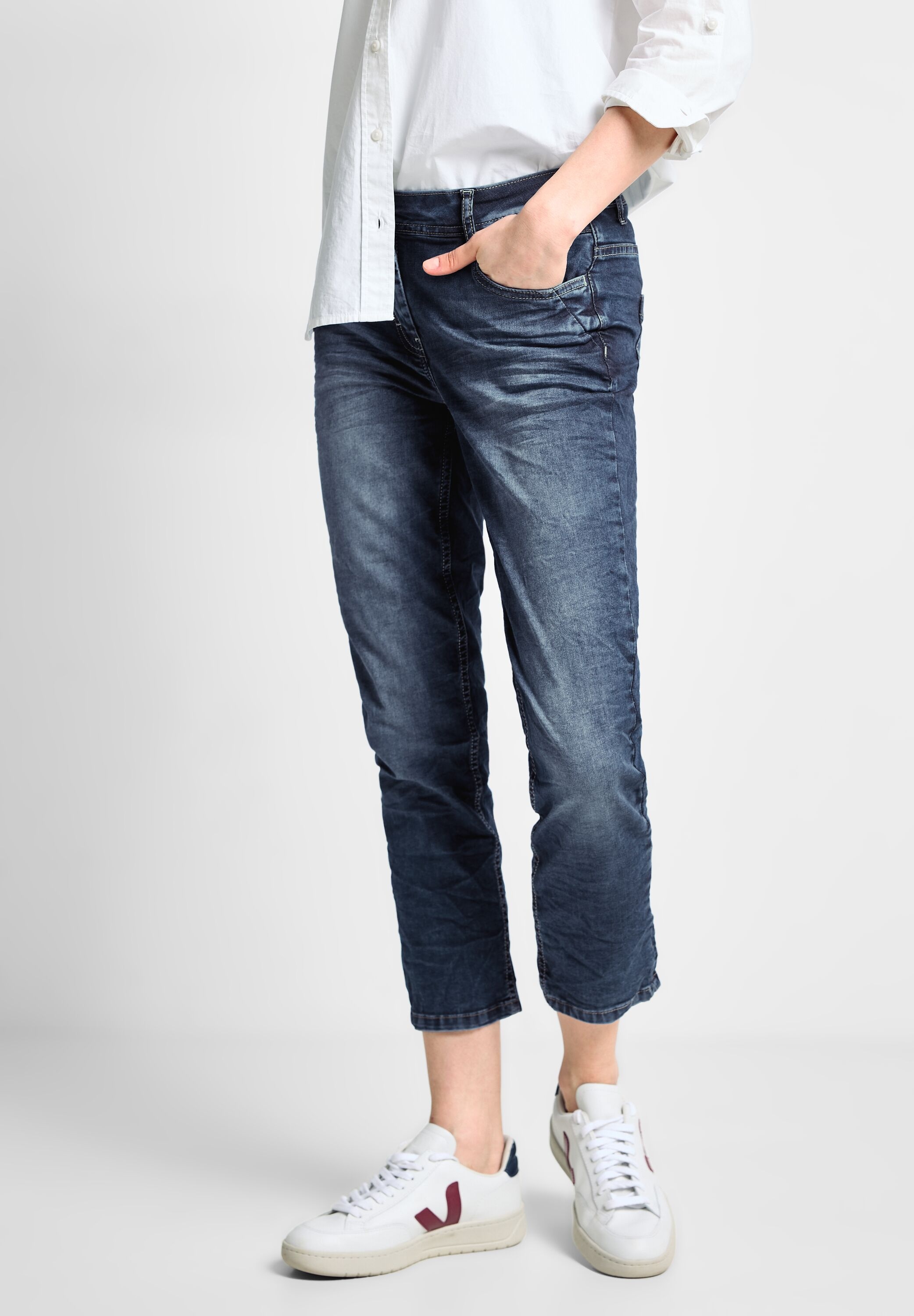 Cecil 5-Pocket-Jeans »Scarlett«, mit schmalem Bein und mittelblauer Waschung