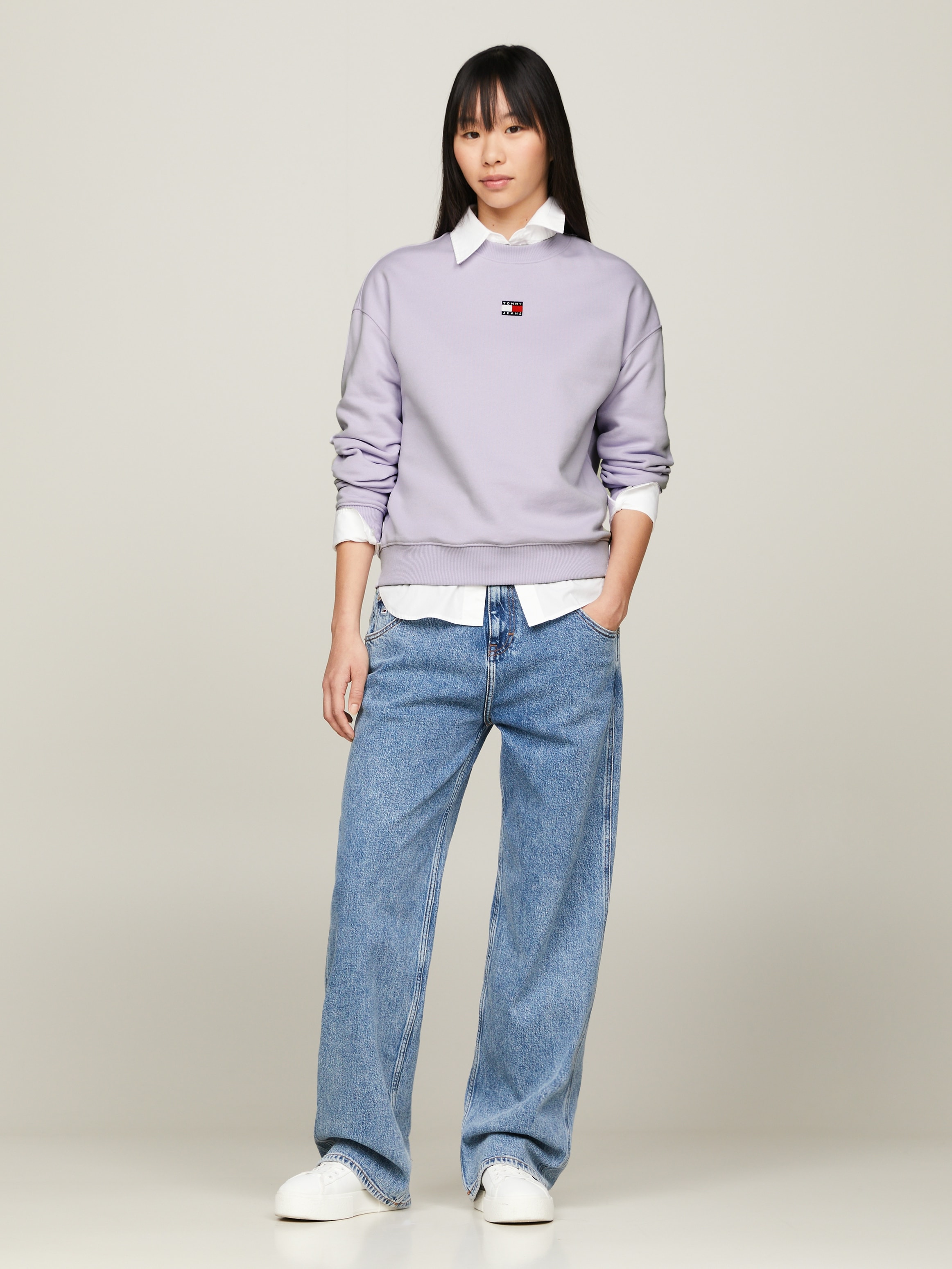 Tommy Jeans Sweatshirt, mit Dropshoulder-Design und Frontlogo