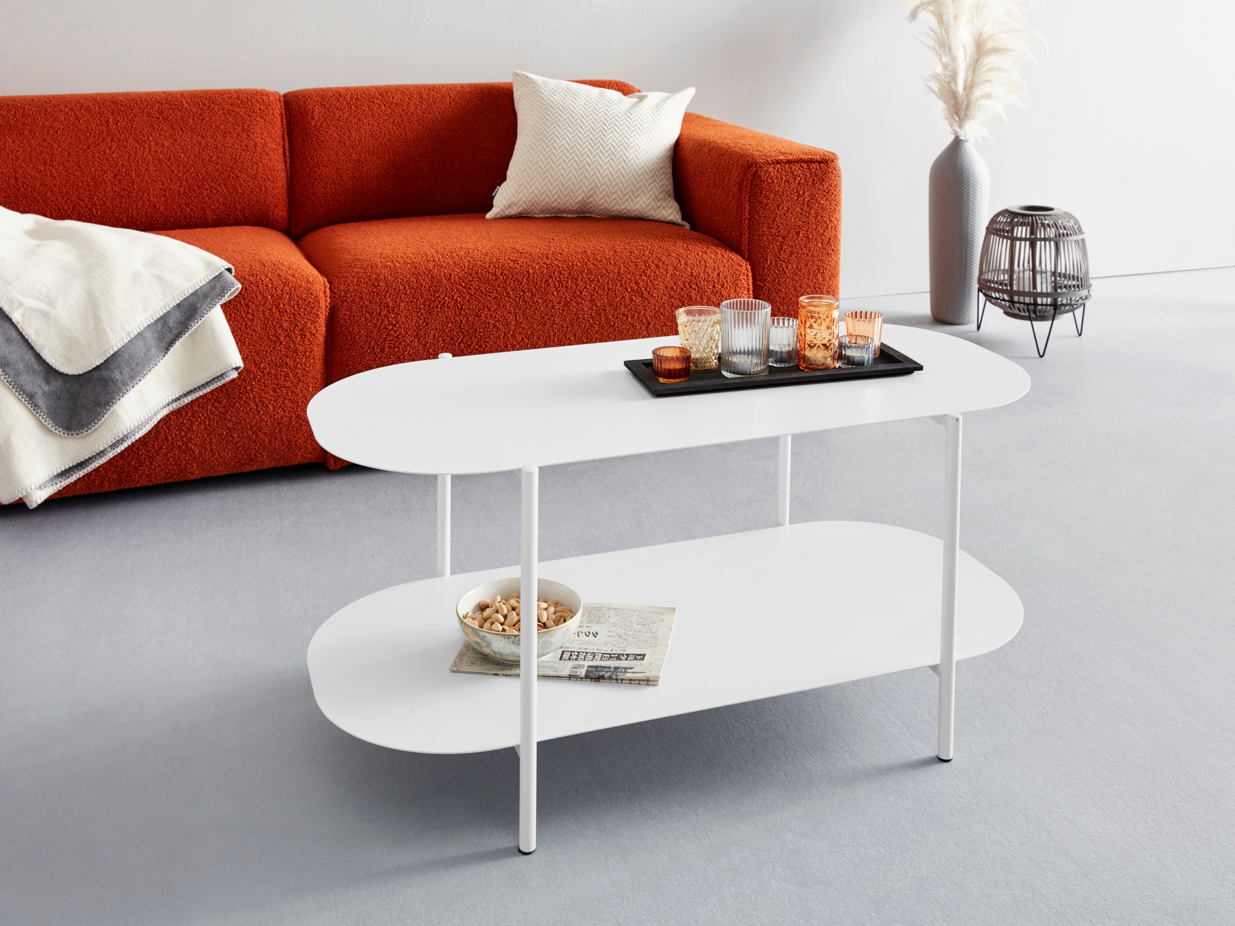 Image of andas Couchtisch »Brynjolf«, Couchtisch aus Metall, mit einem grossen Boden, in verschiedenen Farbvarianten erhältlich, Höhe 45 cm bei Ackermann Versand Schweiz