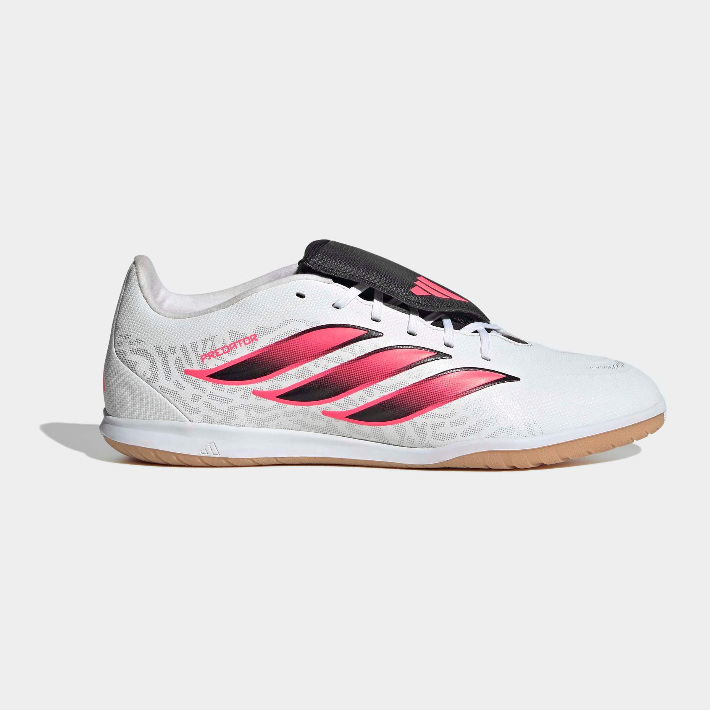 adidas Performance Chaussure de football »PREDATOR CLUB SALA , HALLENBÖDEN, UMSCHLAGBARE ZUNGE«  pour sol de salle