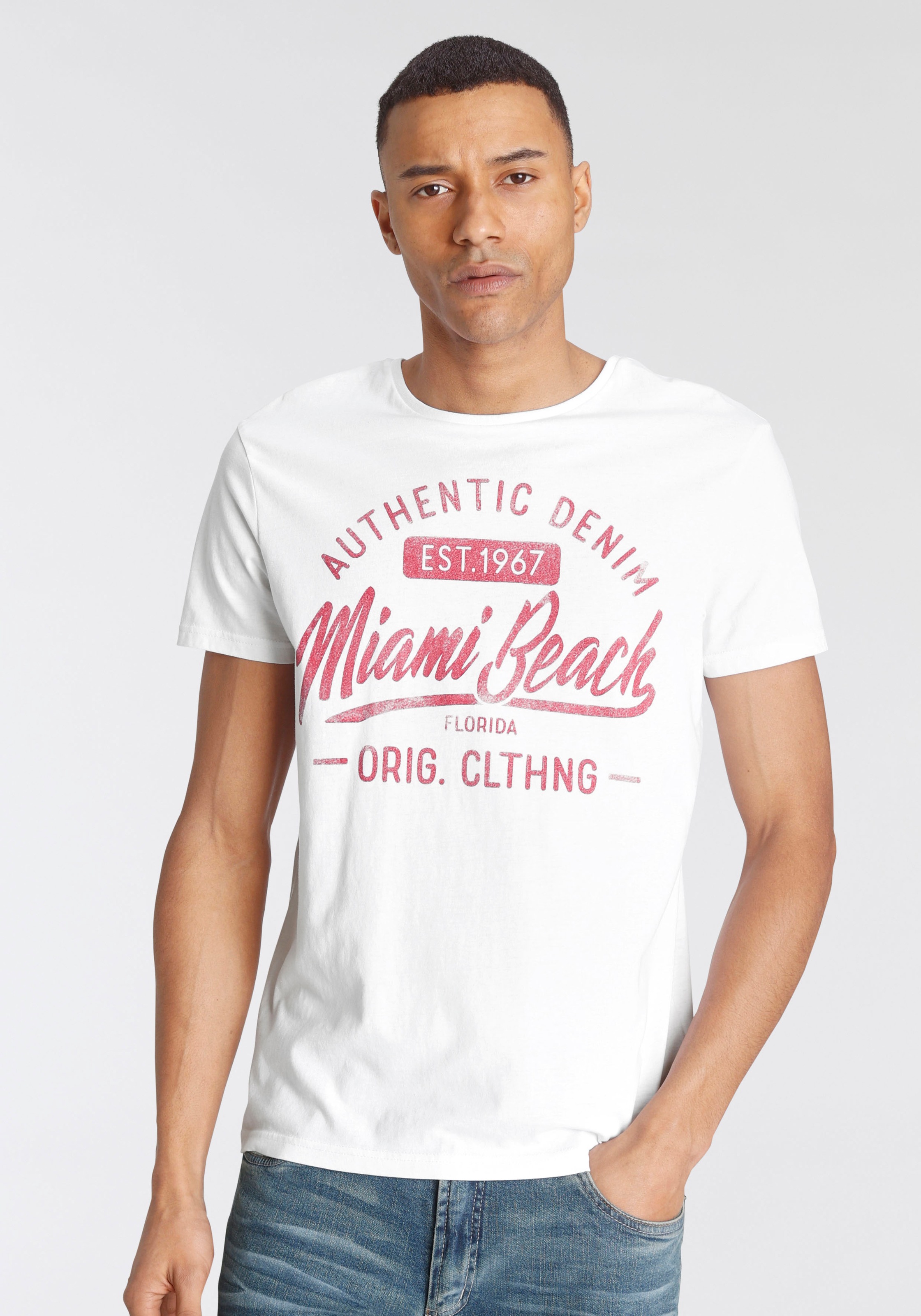 Image of John Devin Rundhalsshirt, mit used Print bei Ackermann Versand Schweiz