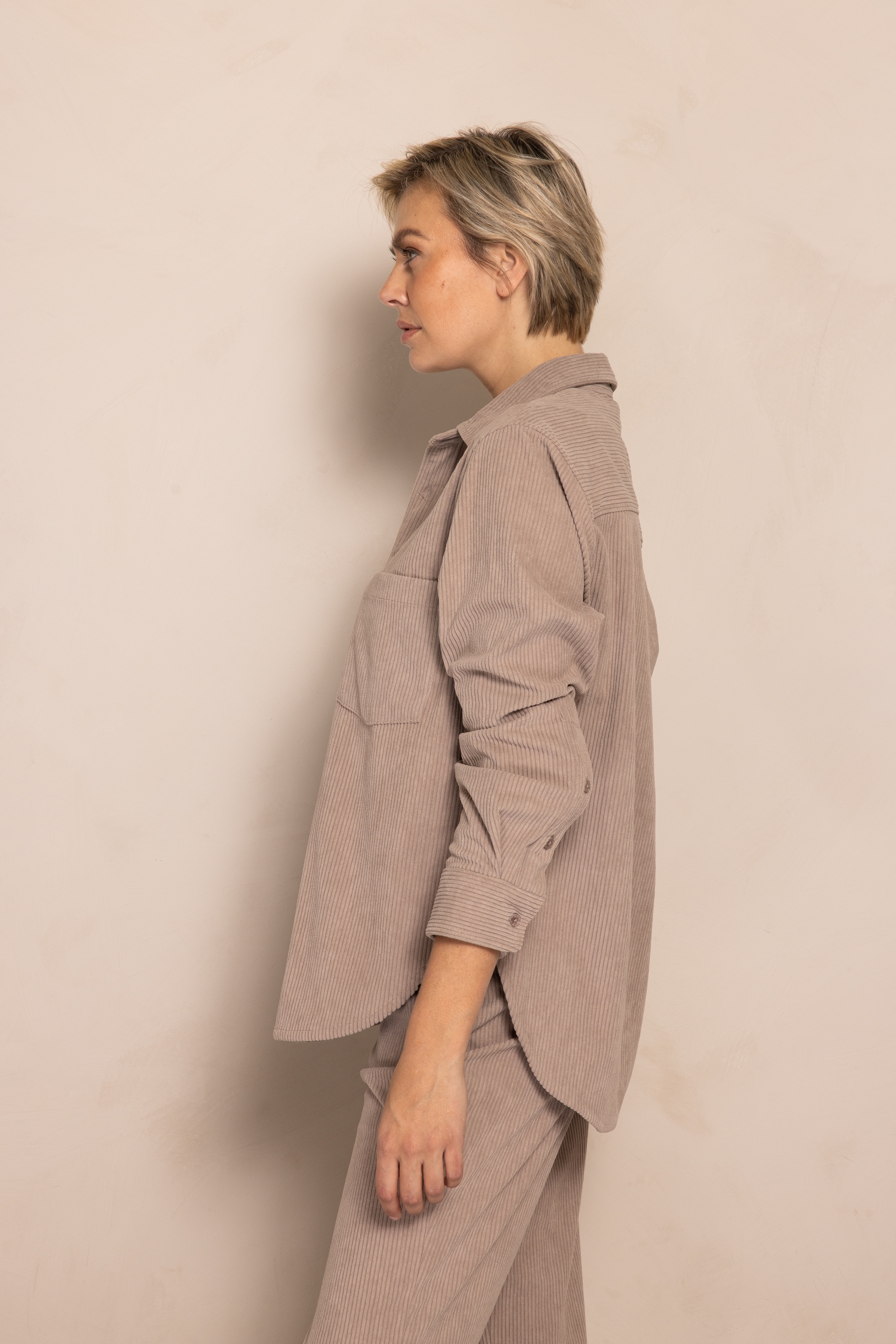 Zhrill Hemdbluse »ZHTJURA« mit feiner Cordstruktur, lockerer, gerader Schnitt