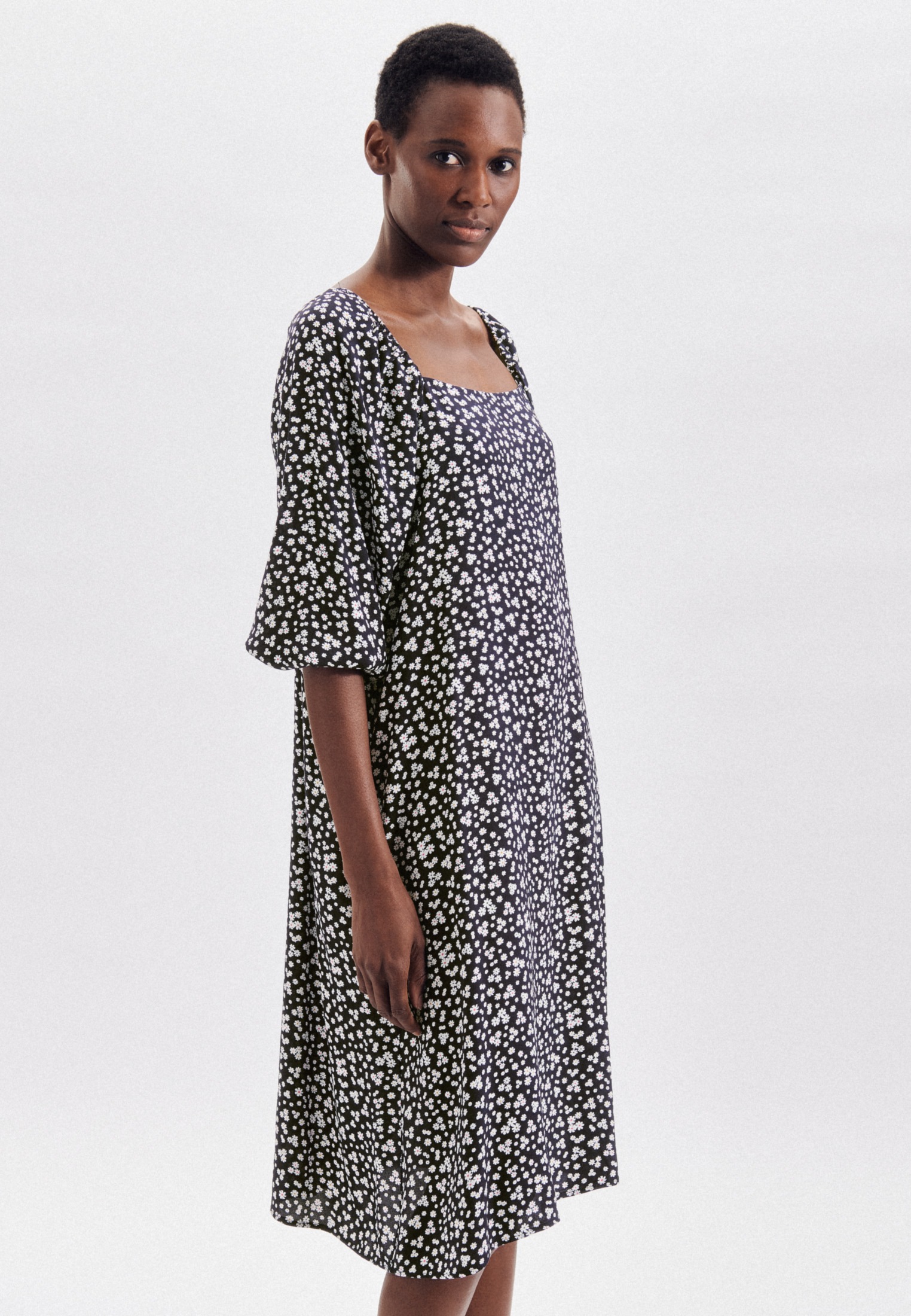 Image of seidensticker Sommerkleid »Schwarze Rose«, 3/4-Arm Karree Floral bei Ackermann Versand Schweiz