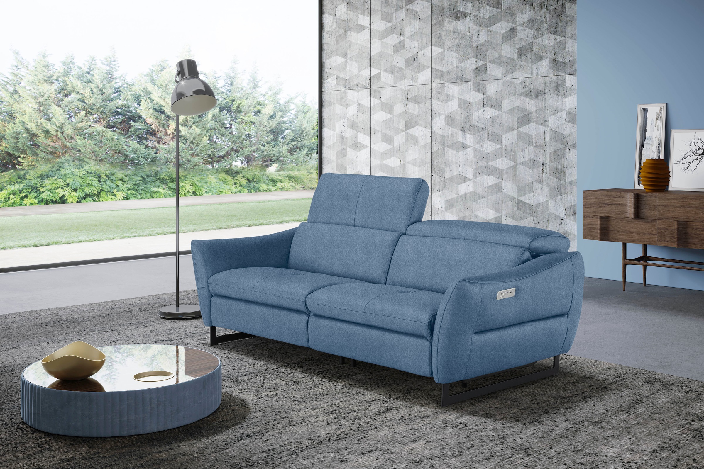 Egoitaliano 2,5-Sitzer »Dafne, elegantes Designsofa mit hohem Sitzkomfort«, mit und ohne elektrischer Relaxfunktion, Kopfteile manuell verstellbar