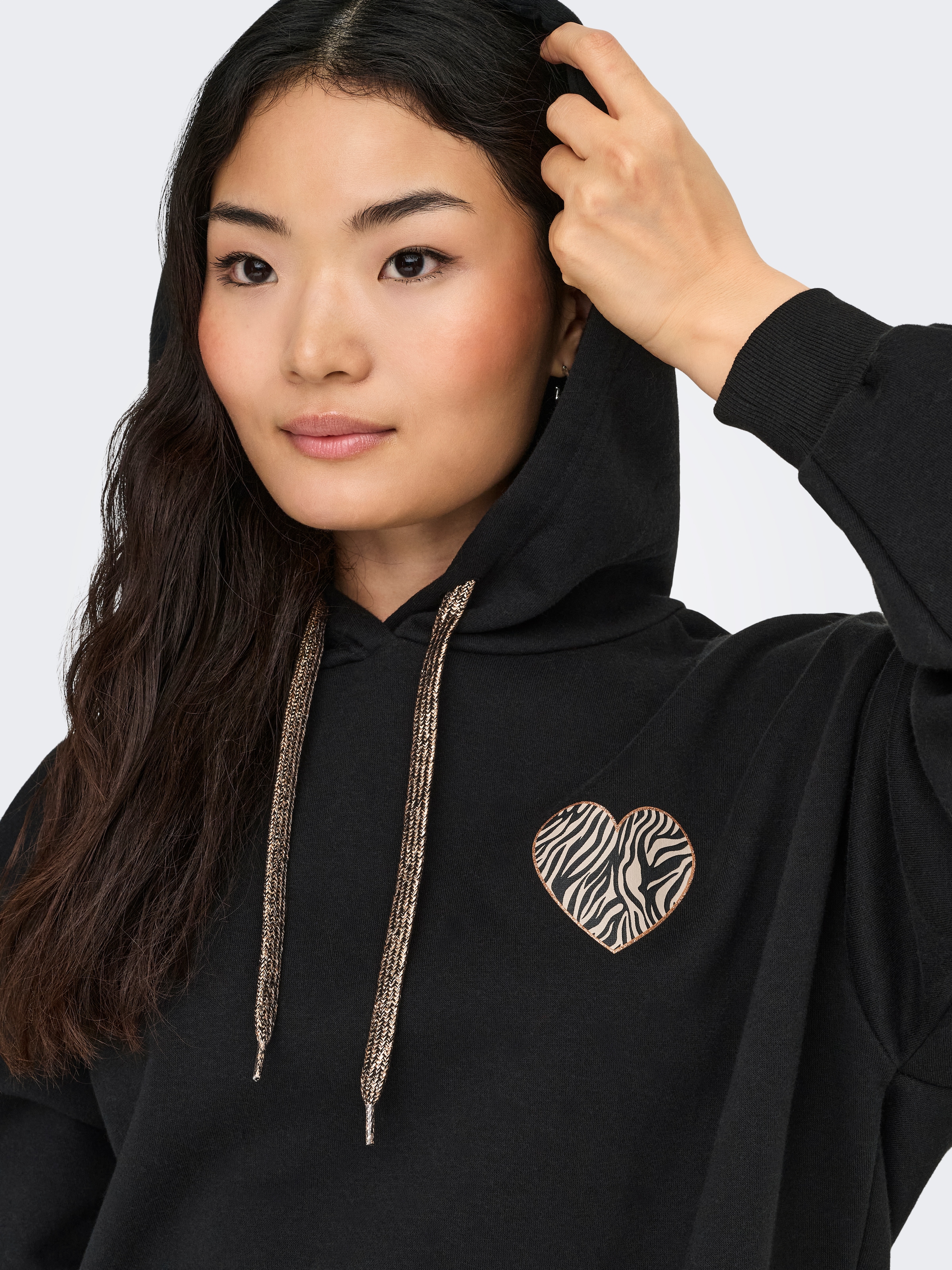 ONLY Sweat à capuche »ONLDAZE L/S ANIMAL HOODIE DETAILS CS SWT«
