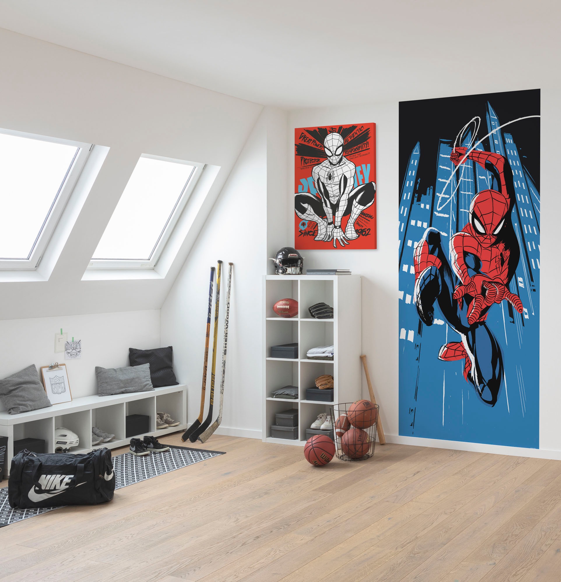 Image of Komar Fototapete "Digitaldruck Vlies - Spider-Man Rooftop-Rockin‘ - Grösse 100 x 250 cm" bedruckt glatt Kinderzimmer
