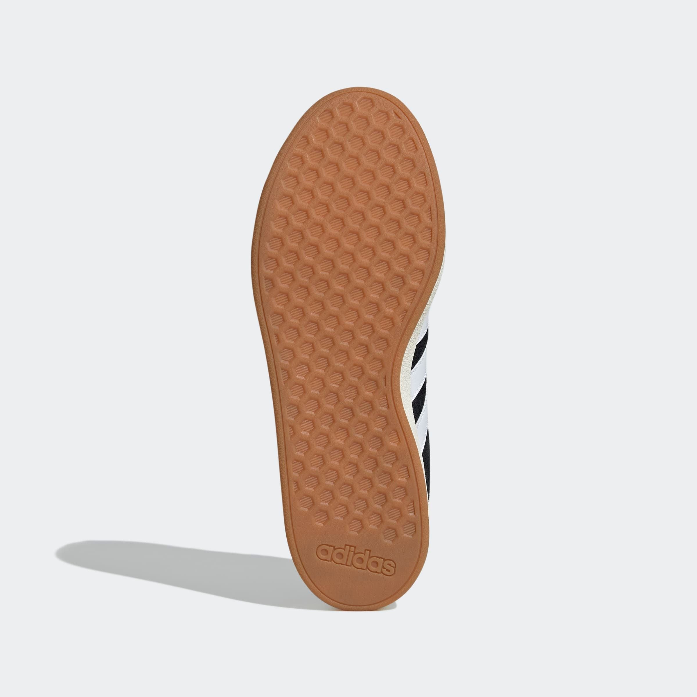 adidas Sportswear Sneakers »GRAND COURT BASE 00S«  Design auf den Spuren des adidas Campus 00