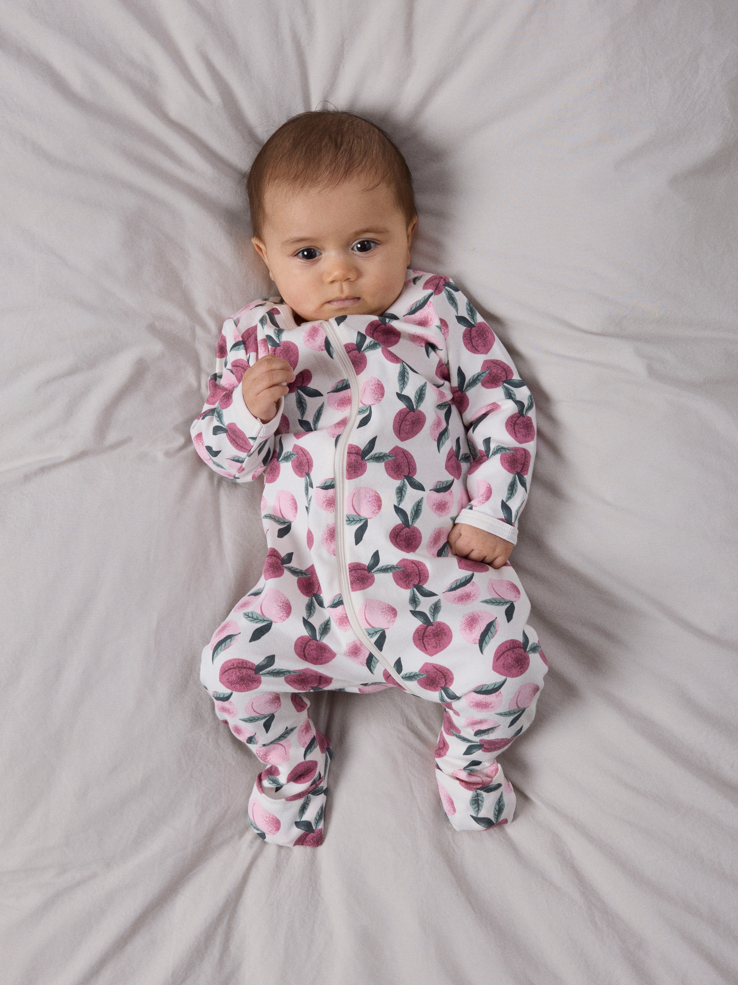 Name It Pyjama »NBFNIGHTSUIT ZIP FF PEACHES NOOS« en jersey, coupe ample, avec fermeture éclair, pour filles