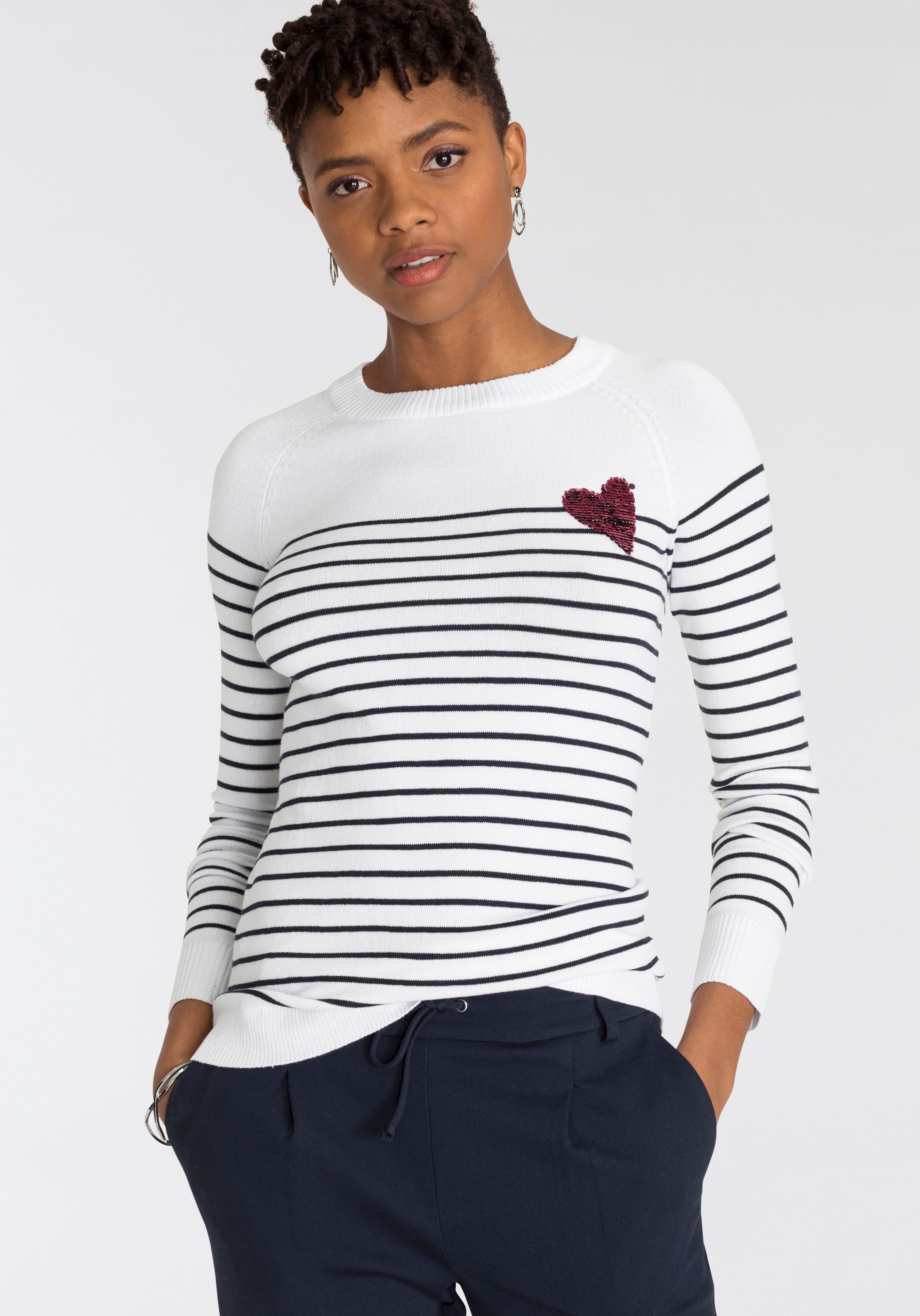 Image of AJC Streifenpullover, mit verspielter Strickerei auf der Brust bei Ackermann Versand Schweiz