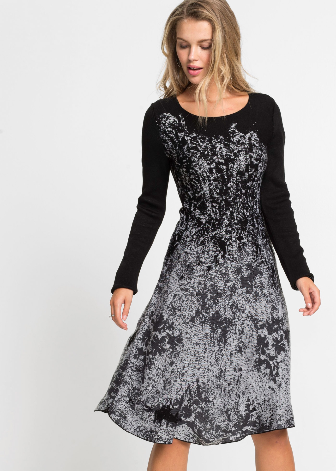 Image of bonprix Strickkleid für besondere Anlässe, aus Polyacryl, ausgestellter Rock