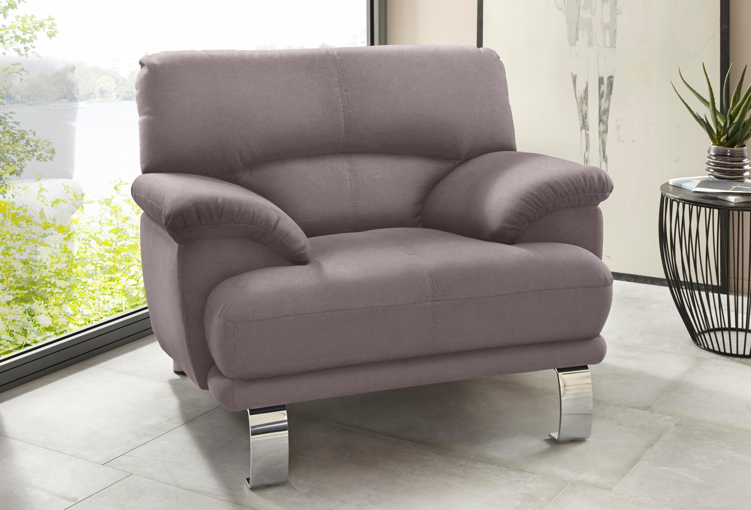 TRENDMANUFAKTUR Sessel »Cecilia II, Loungesessel in italienischem Design«, breite und bequeme Armlehnen