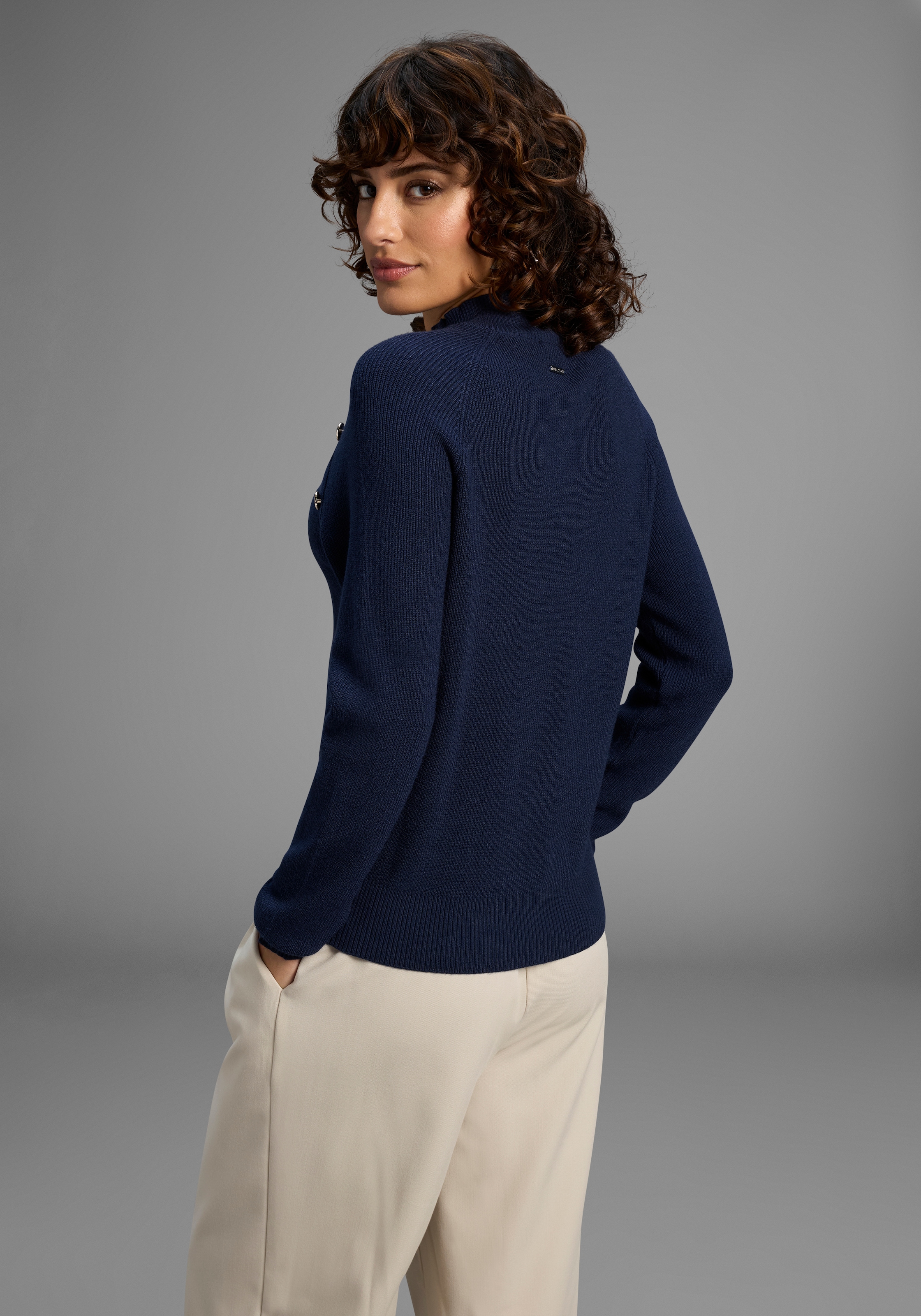 Laura Scott Pull en tricot kuscheliger Winterstrick mit Knopfdetail und Stehkragen