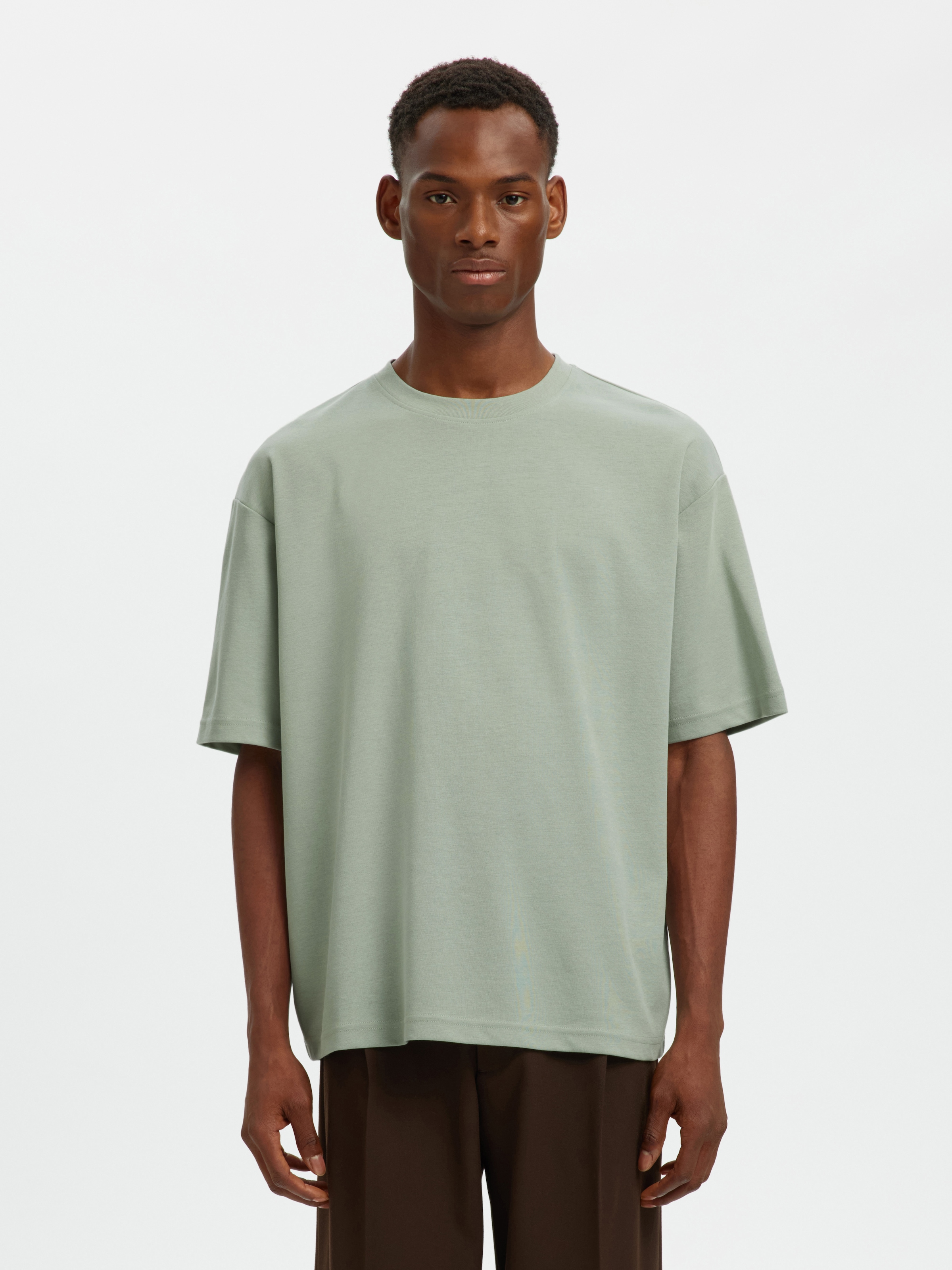 SELECTED Rundhalsshirt »SLHLOOSEOSCAR SS O-NECK TEE NOOS«
