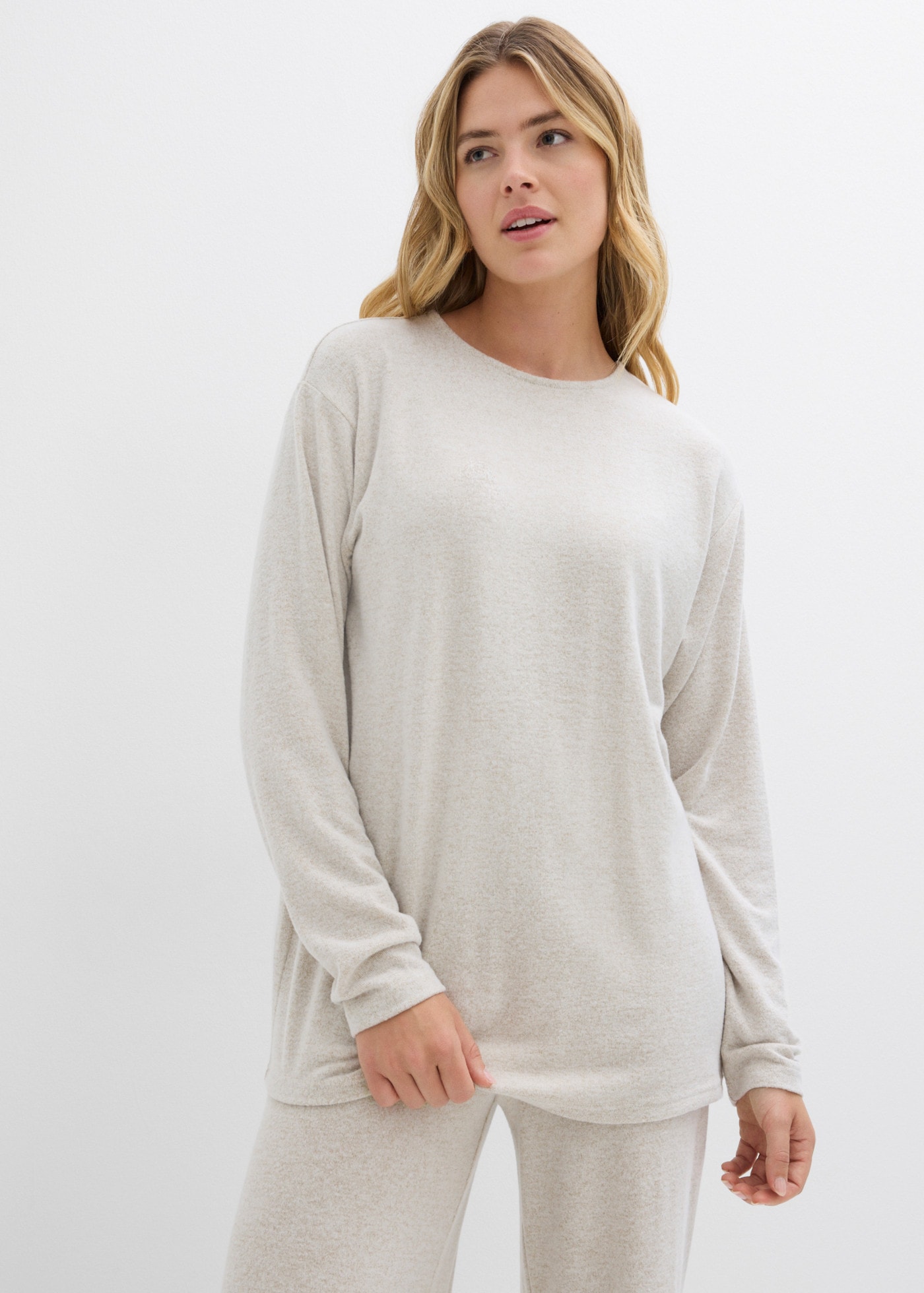 Image of bonprix Longsweatshirt, mit hüftbedeckender Länge, Oversize-Passform