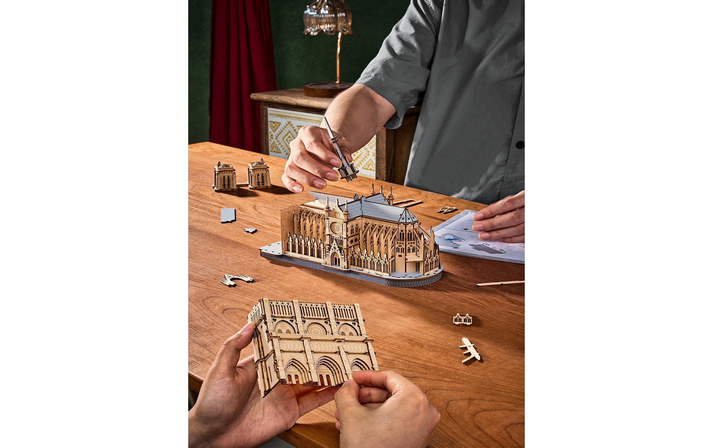   Modellbausatz »RoboTime Paris Cathedral«