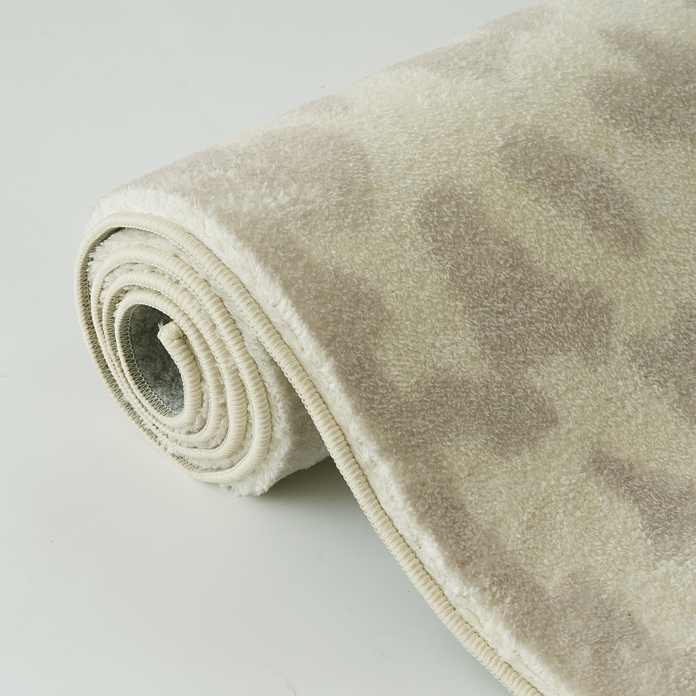GOODproduct Teppich »Leo, mit trendigem Leopardenmuster, waschbar« rechteckig 12 mm Höhe kuschelig & weich, modern, Animal Print, Wohnzimmer, Schlafzimmer