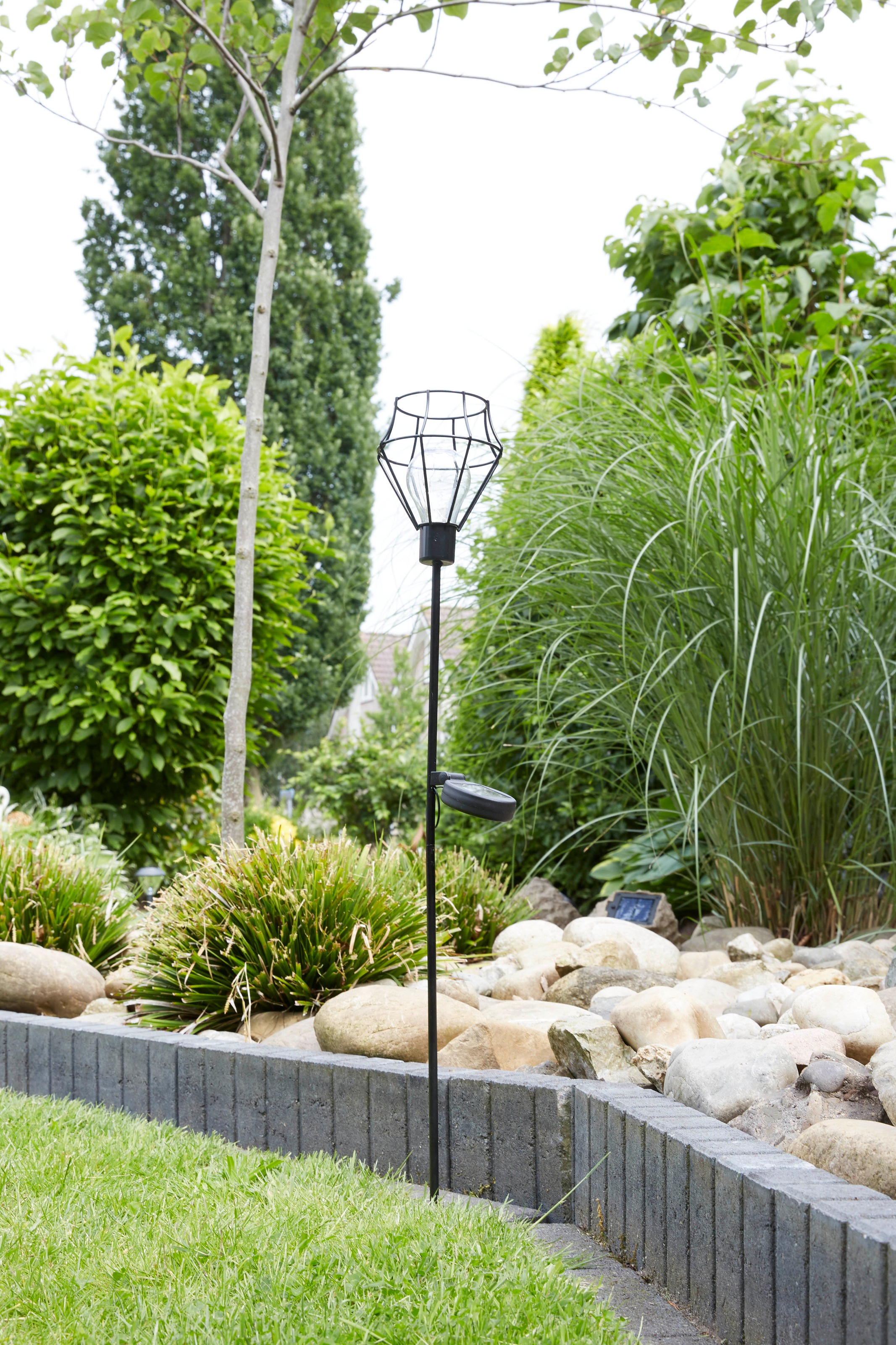 LUXFORM Lampe de jardin »Solar-Erdspiess-Gartenlampe - Pentagon - 2 Stück« Module LED 2 cuis ornement décoratif de jardin