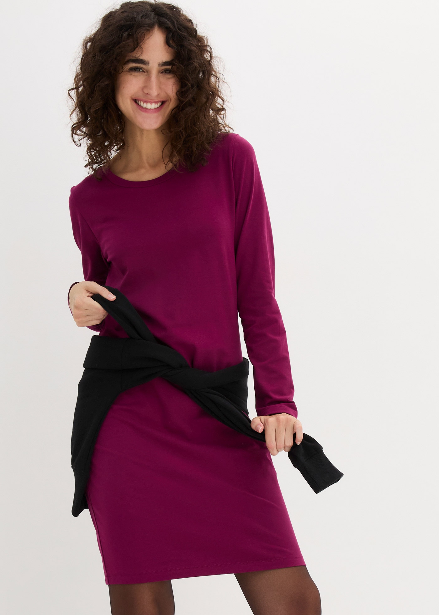 bonprix Robe en jersey »Figurbetontes Jerseykleid (2er Pack)« Packung, 2 cuis tlg. für Alltag, schmale Passform, aus Baumwollmischung, kniefrei