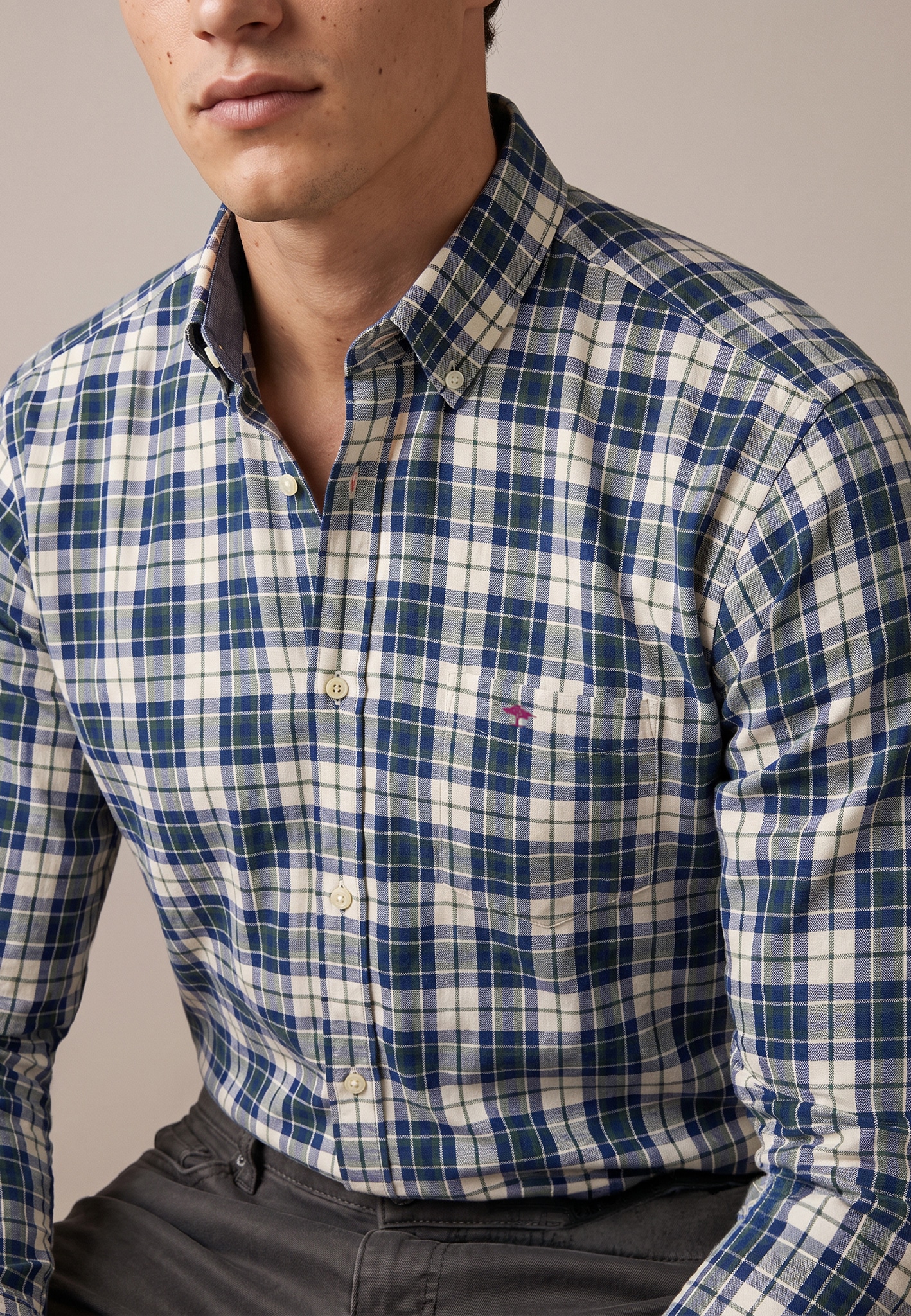 FYNCH-HATTON Chemise à carreaux avec broderie logo et poche poitrine