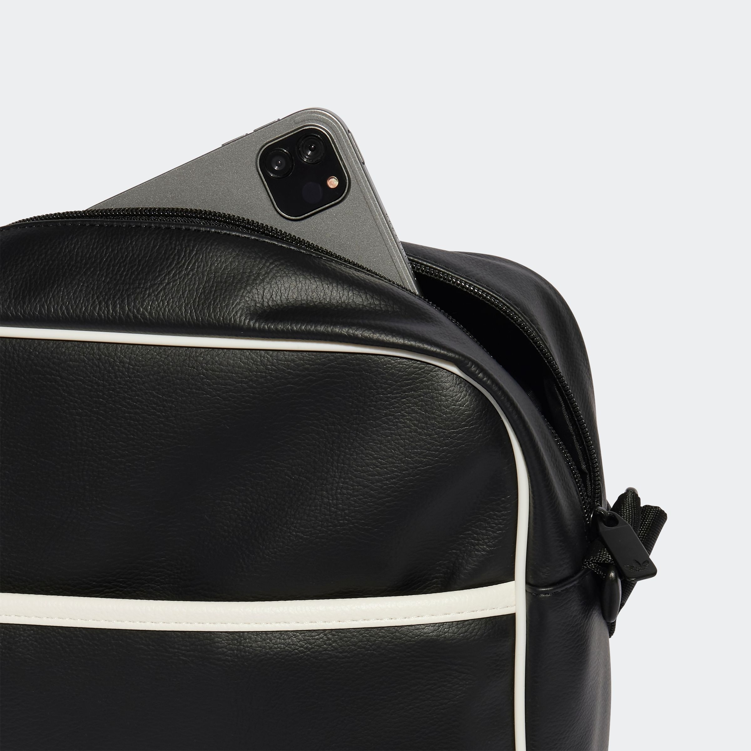 adidas Originals Sporttasche »AIRLINER«, Schultertasche im angesagten Retrolook