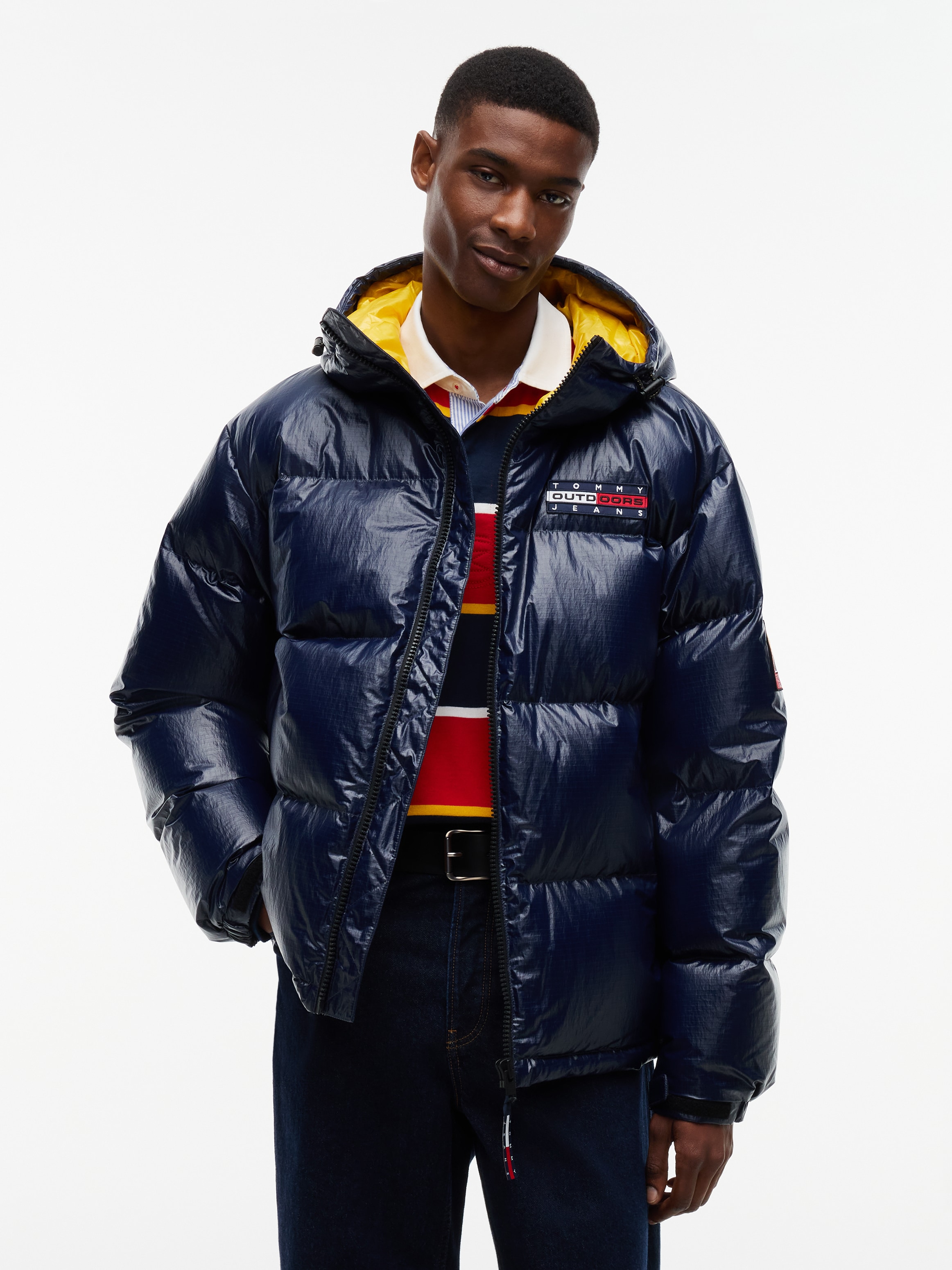 Image of Tommy Jeans Daunenjacke "TJM ALASKA OUTDOORS DOWN" ohne Kapuze mit Daunenfüllung, leicht glänzende Oberfläche