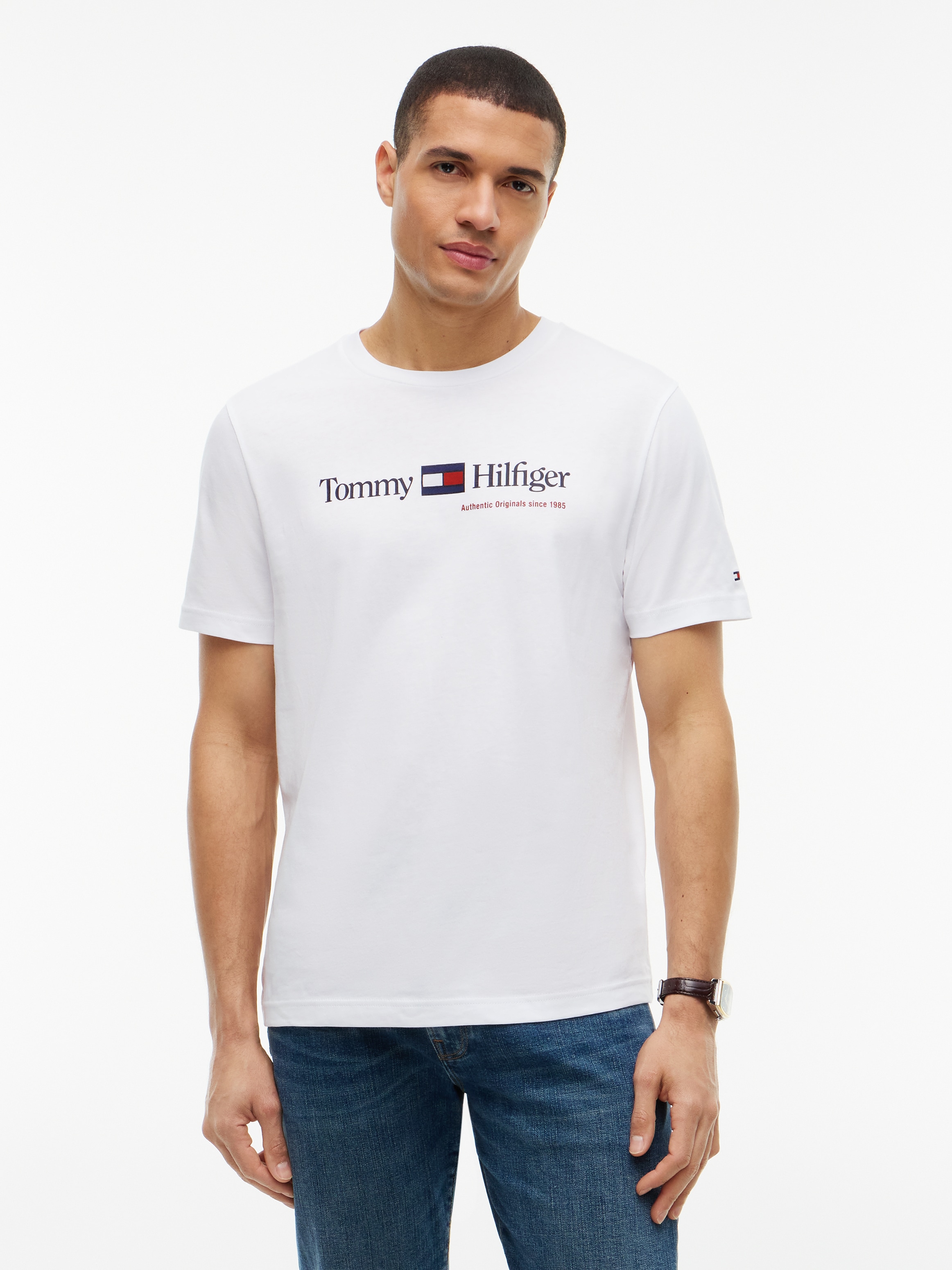Tommy Hilfiger »BRAND LOVE RWB GRAPHIC« Auffälliger Frontprint mit Tommy Hilfiger Schriftzug, normale Passform